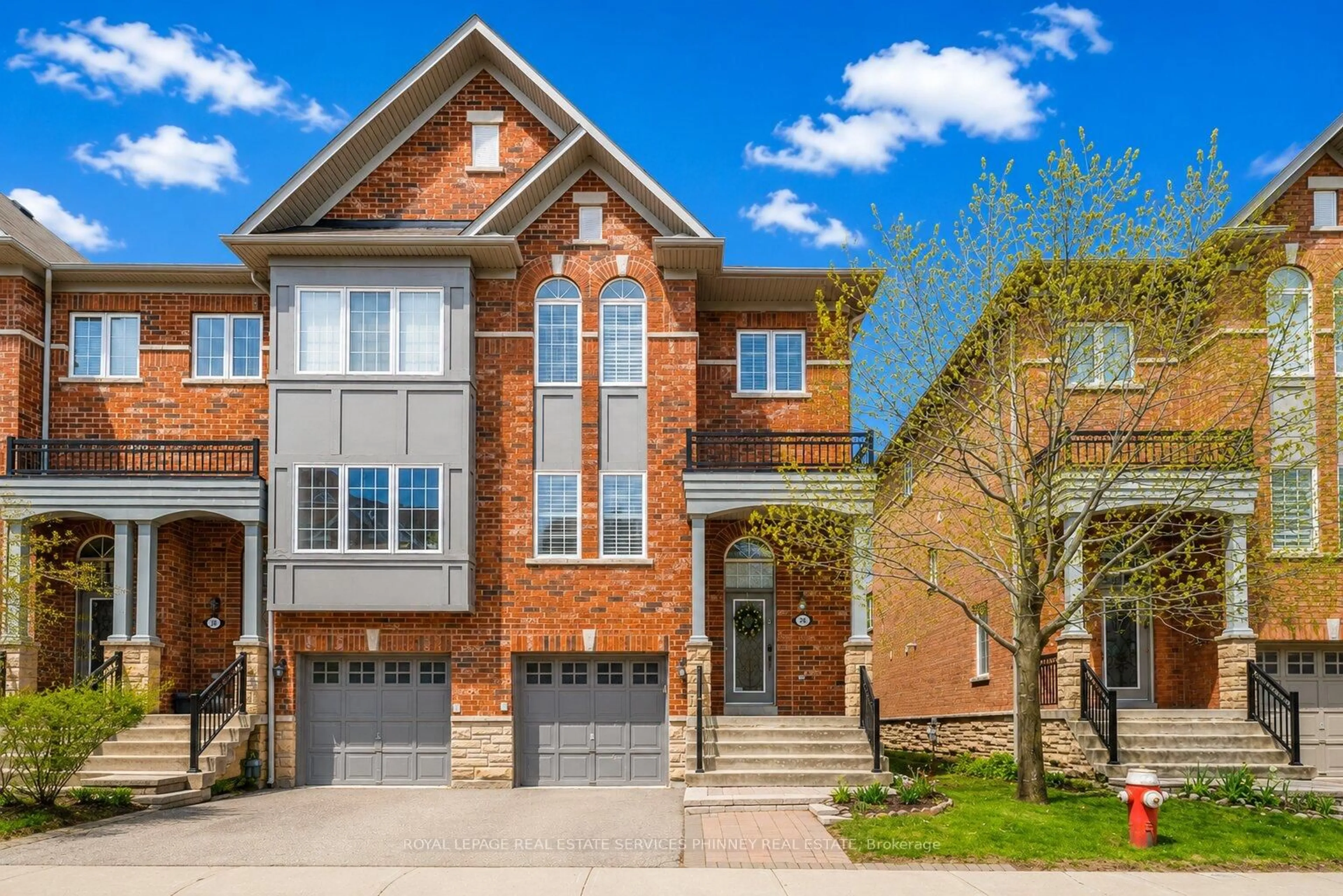 Home with brick exterior material, street for 230 Paisley Blvd #26, Mississauga Ontario L5B 0C5