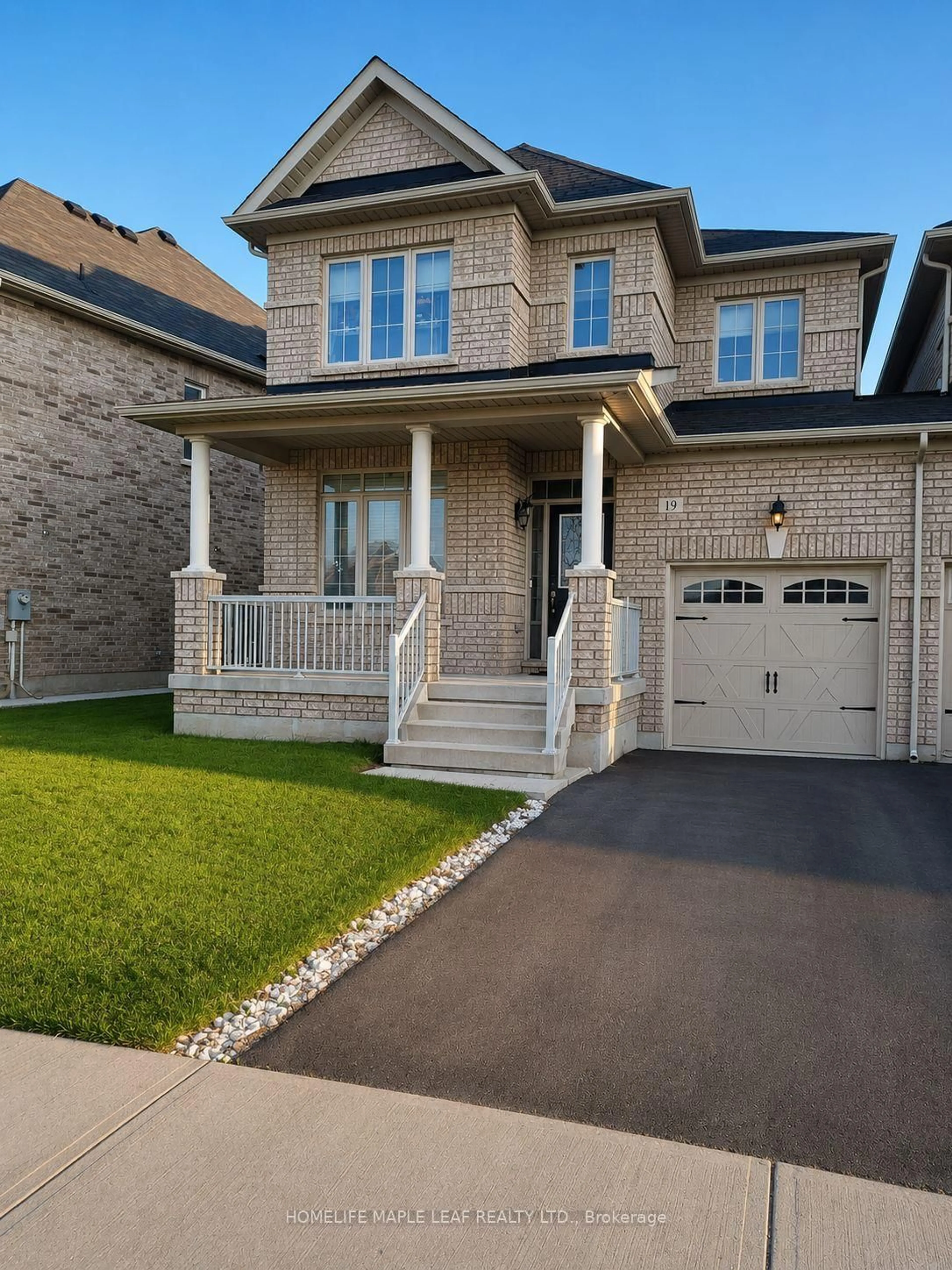 Home with brick exterior material, street for 19 Vanwood Cres, Brampton Ontario L6P 2X4