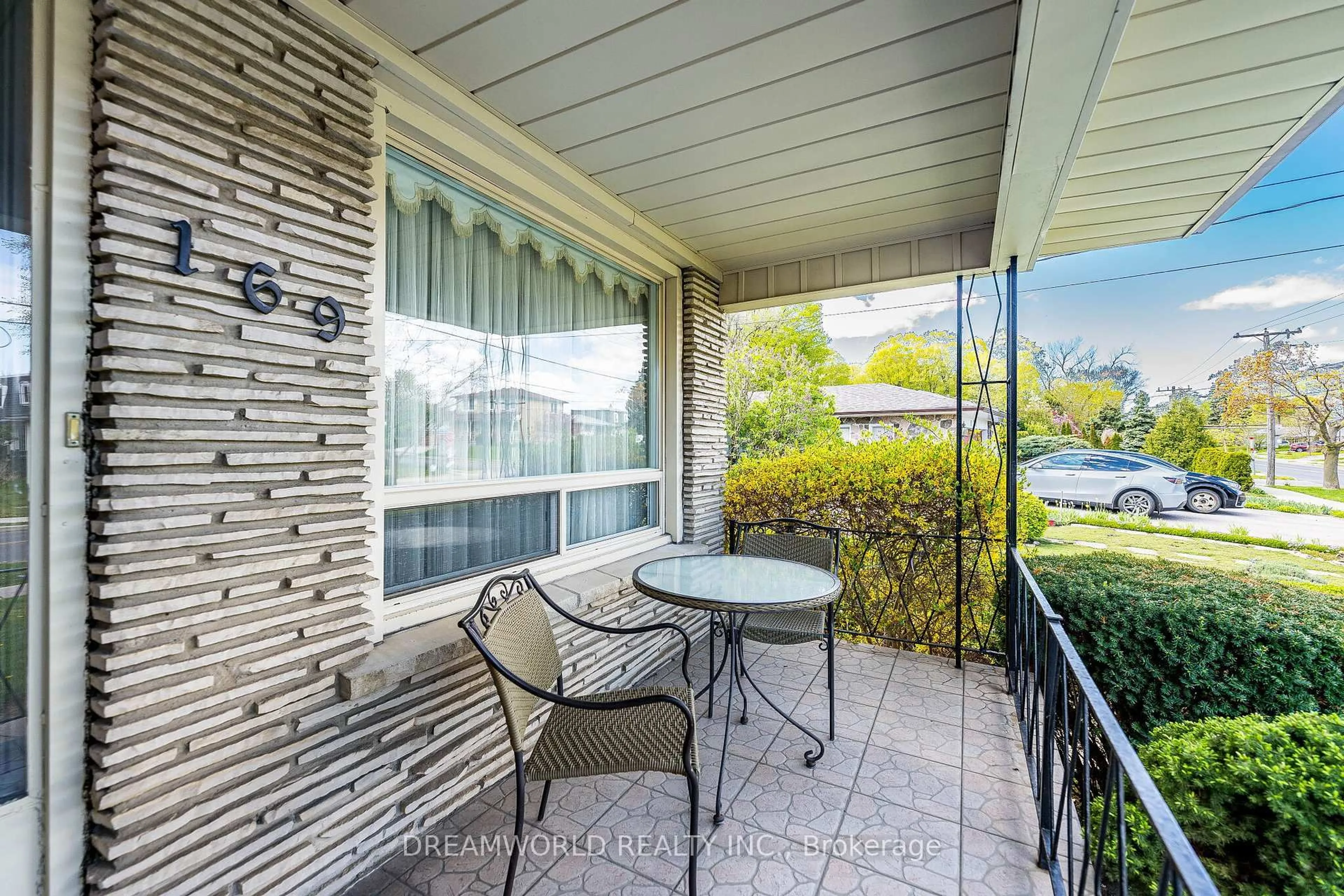 Patio, water/lake/river/ocean view for 169 Grandravine Dr, Toronto Ontario M3J 1B6