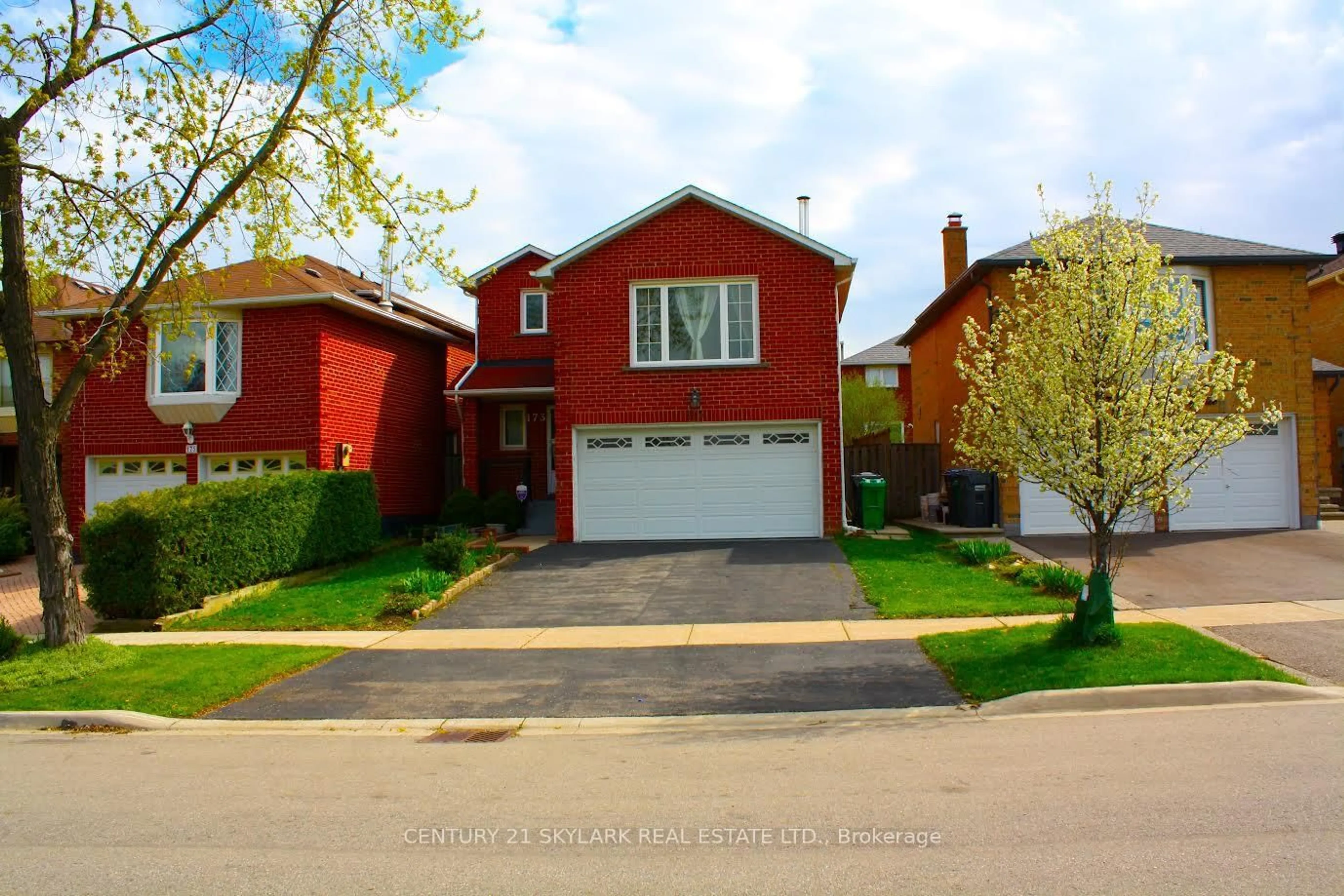 Home with brick exterior material, street for 173 Lech Walesa Dr, Mississauga Ontario L5B 3H1