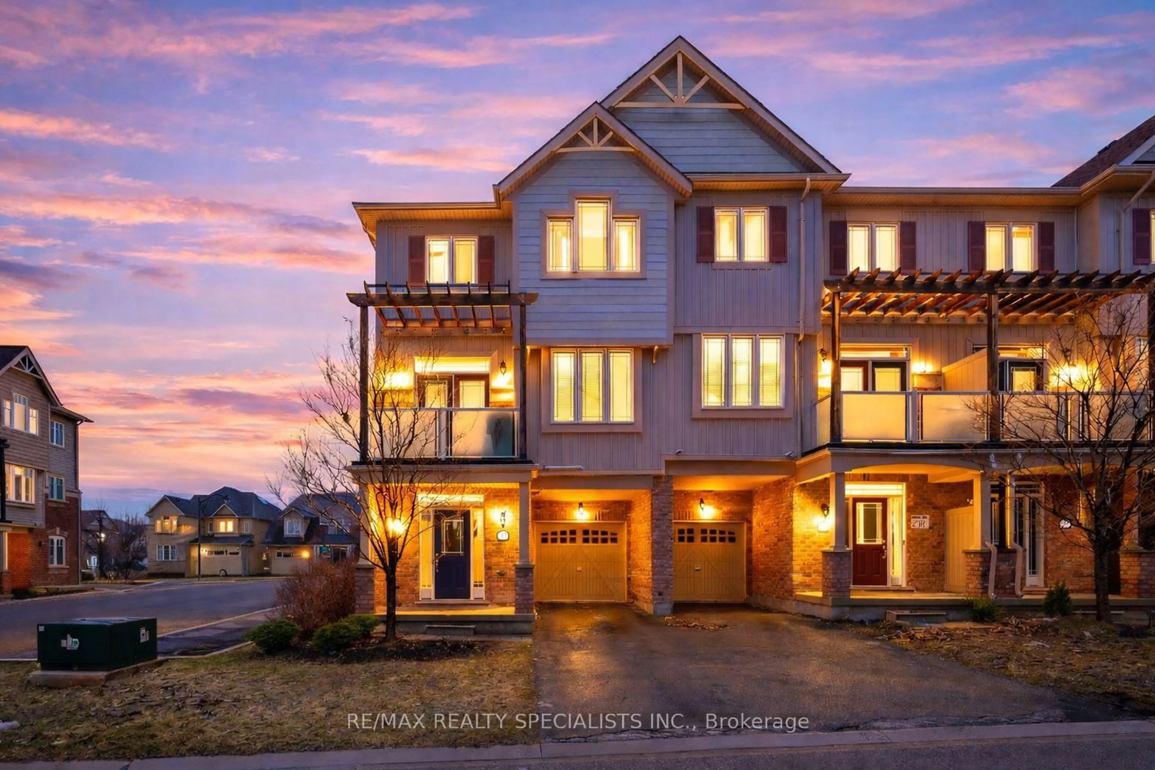 Home with brick exterior material, street for 33 Birchfield Cres, Caledon Ontario L7C 3P5