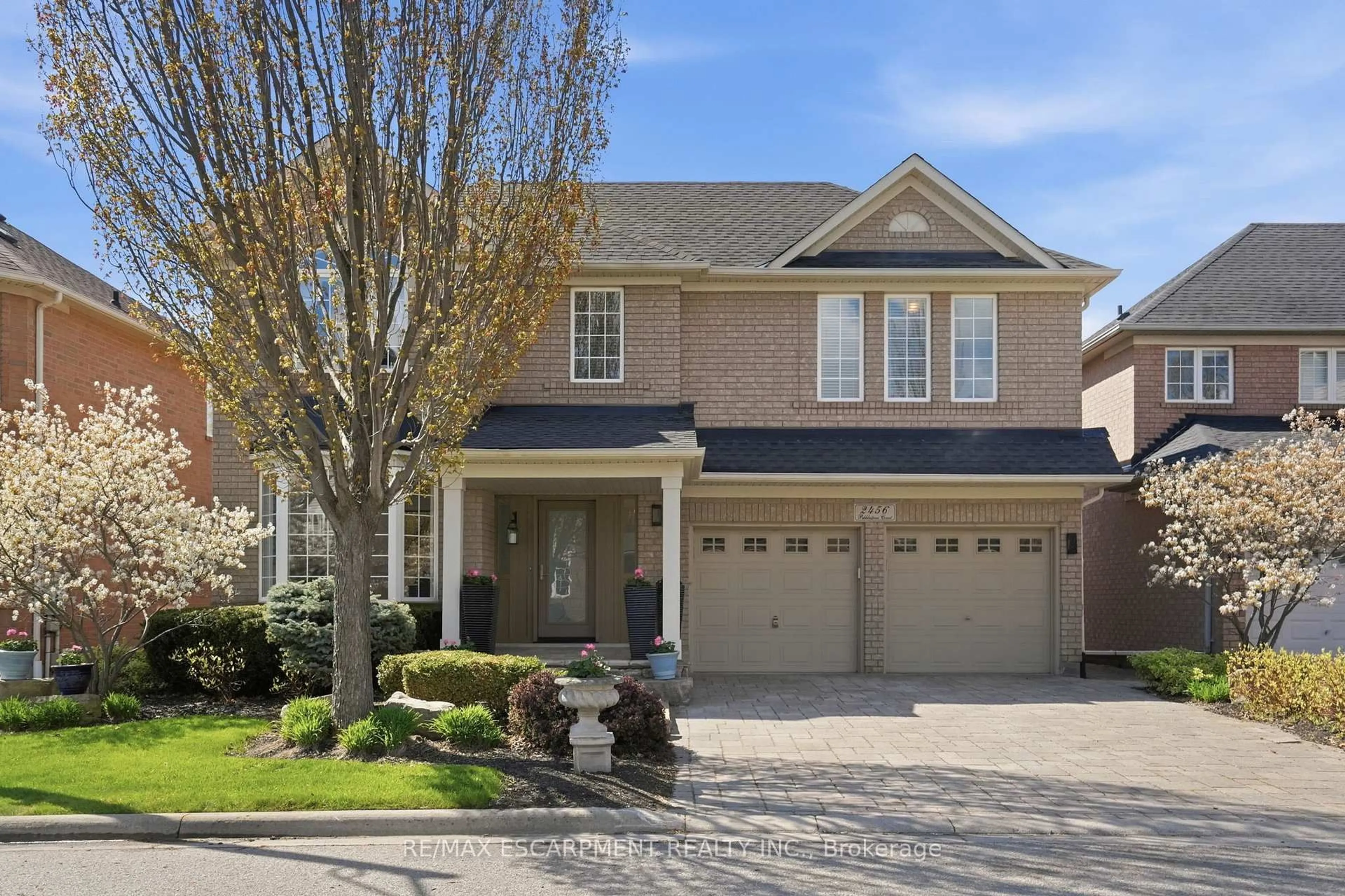Home with brick exterior material, street for 2456 Pebblestone Crt, Oakville Ontario L6M 4C4
