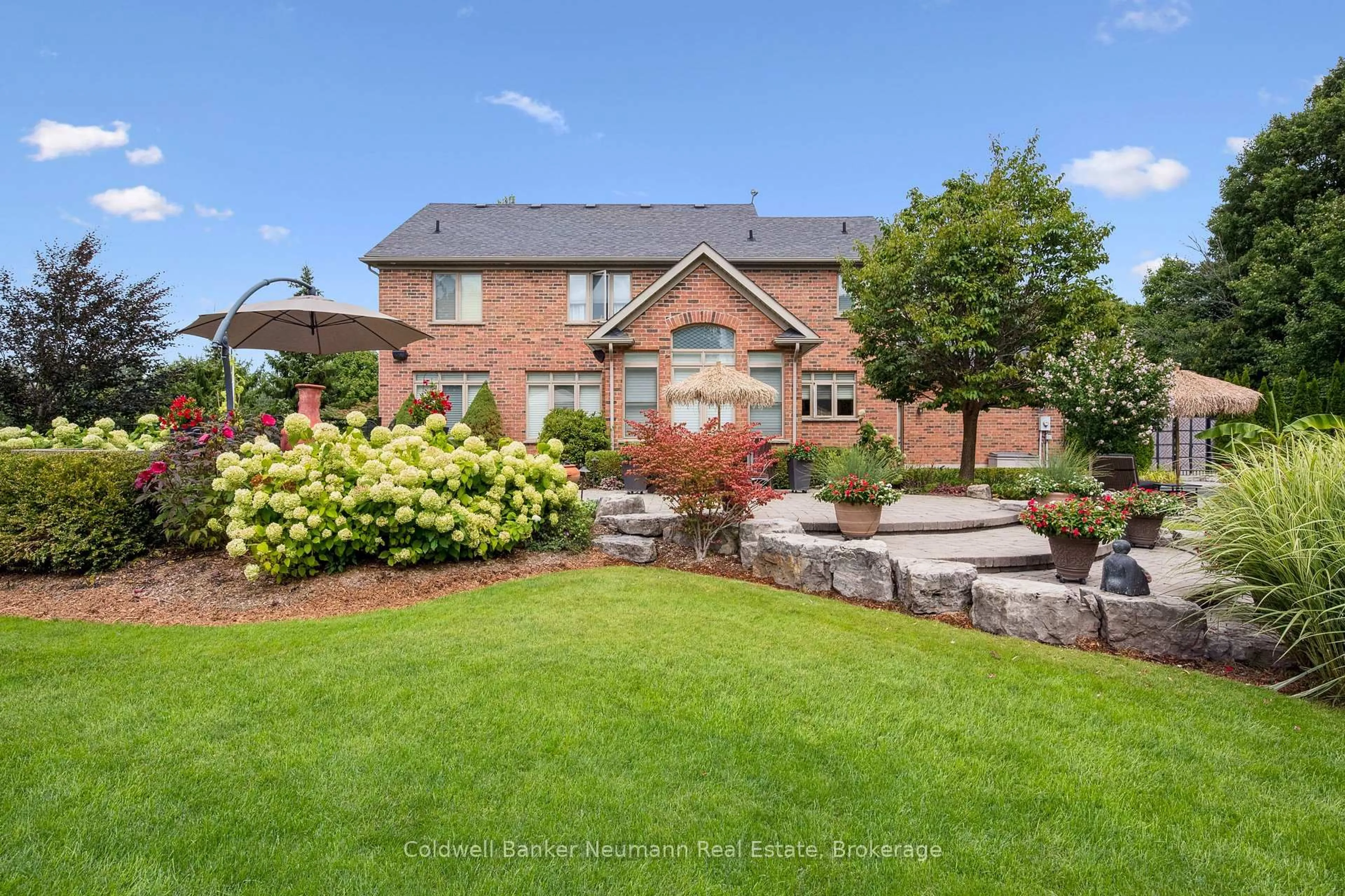 A pic from outside/outdoor area/front of a property/back of a property/a pic from drone, unknown for 11370 Taylor Crt, Milton Ontario L0P 1B0