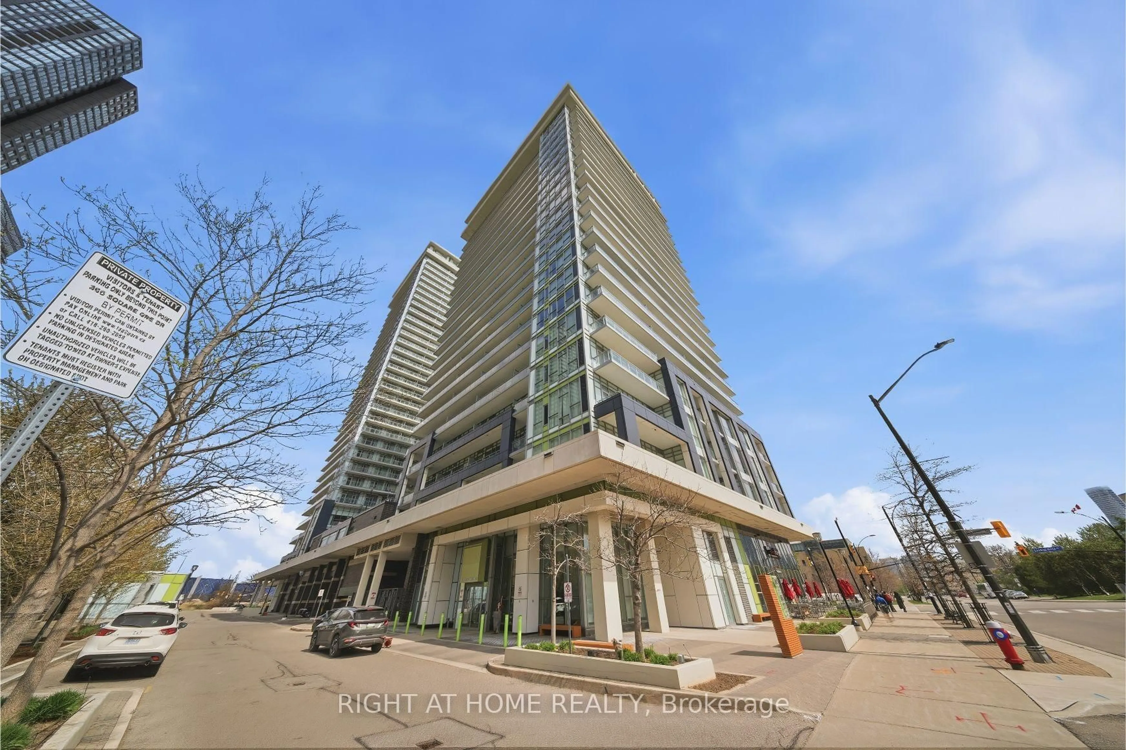 Indoor foyer for 365 Prince Of Wales Dr #1105, Mississauga Ontario L5B 0G6