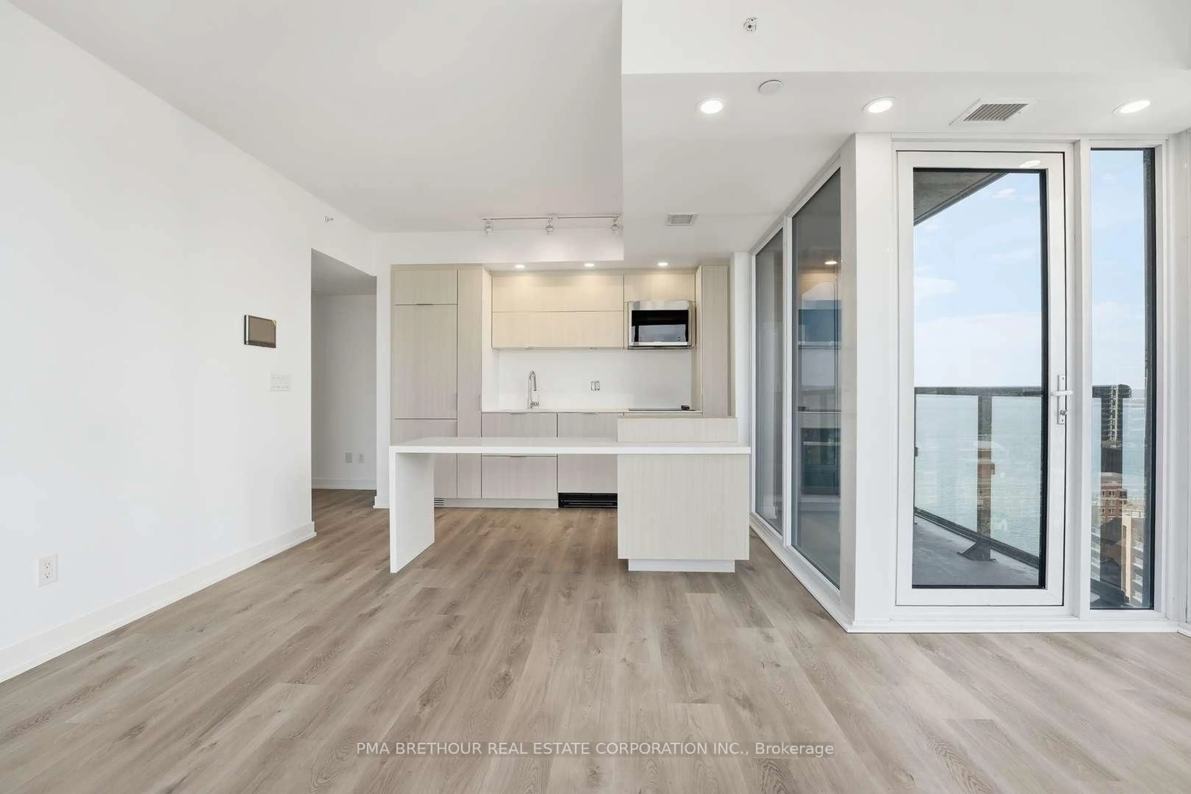 Unknown for 370 Martha St #1610, Burlington Ontario L7R 0G9