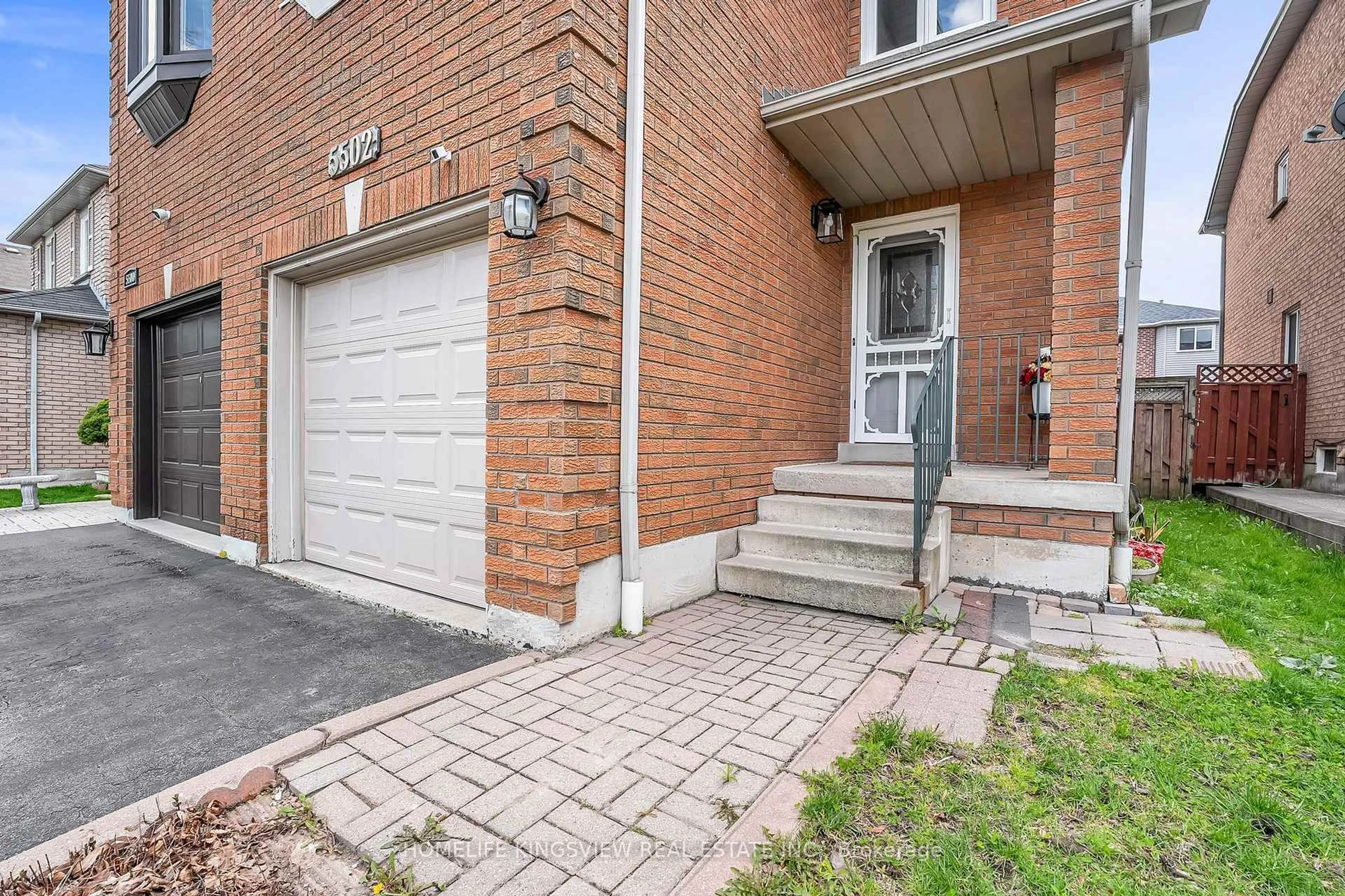 Home with brick exterior material, street for 5502 Cosmic Cres, Mississauga Ontario L4Z 3R9