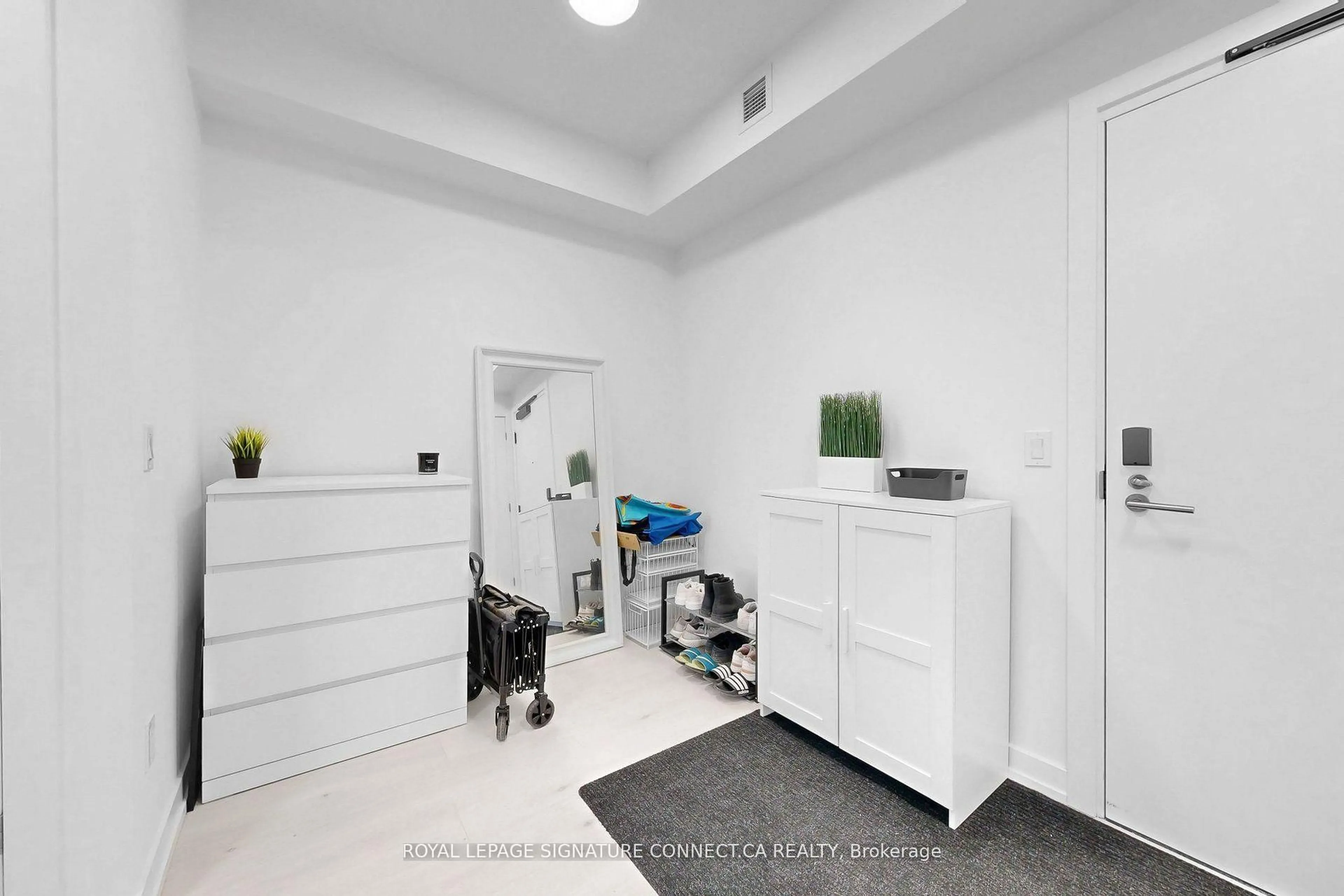 Unknown for 2501 Saw Whet Blvd #509, Oakville Ontario L6M 5N2