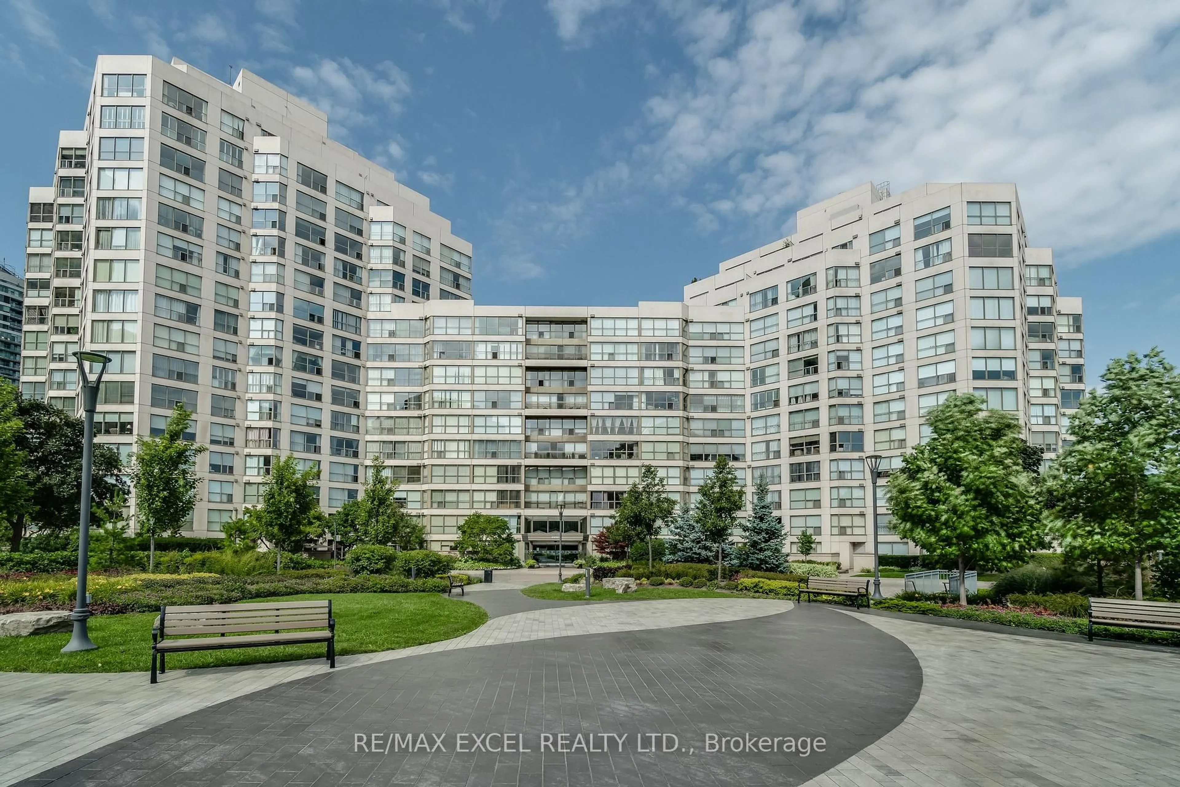 Patio, unknown for 2269 Lake Shore Blvd #2105, Toronto Ontario M8V 3X6