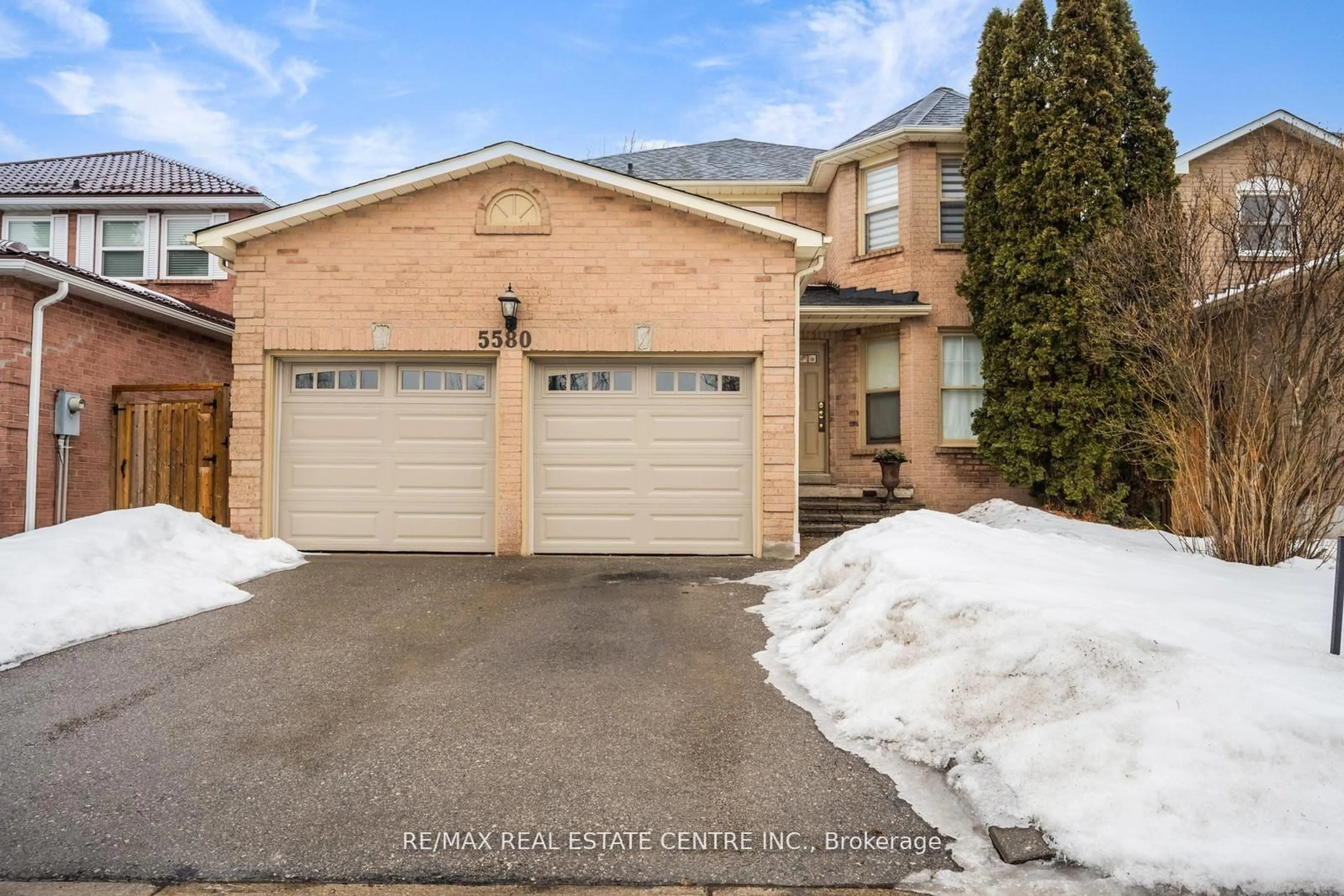 Unknown for 5580 Millbrook Lane, Mississauga Ontario L5M 3X9