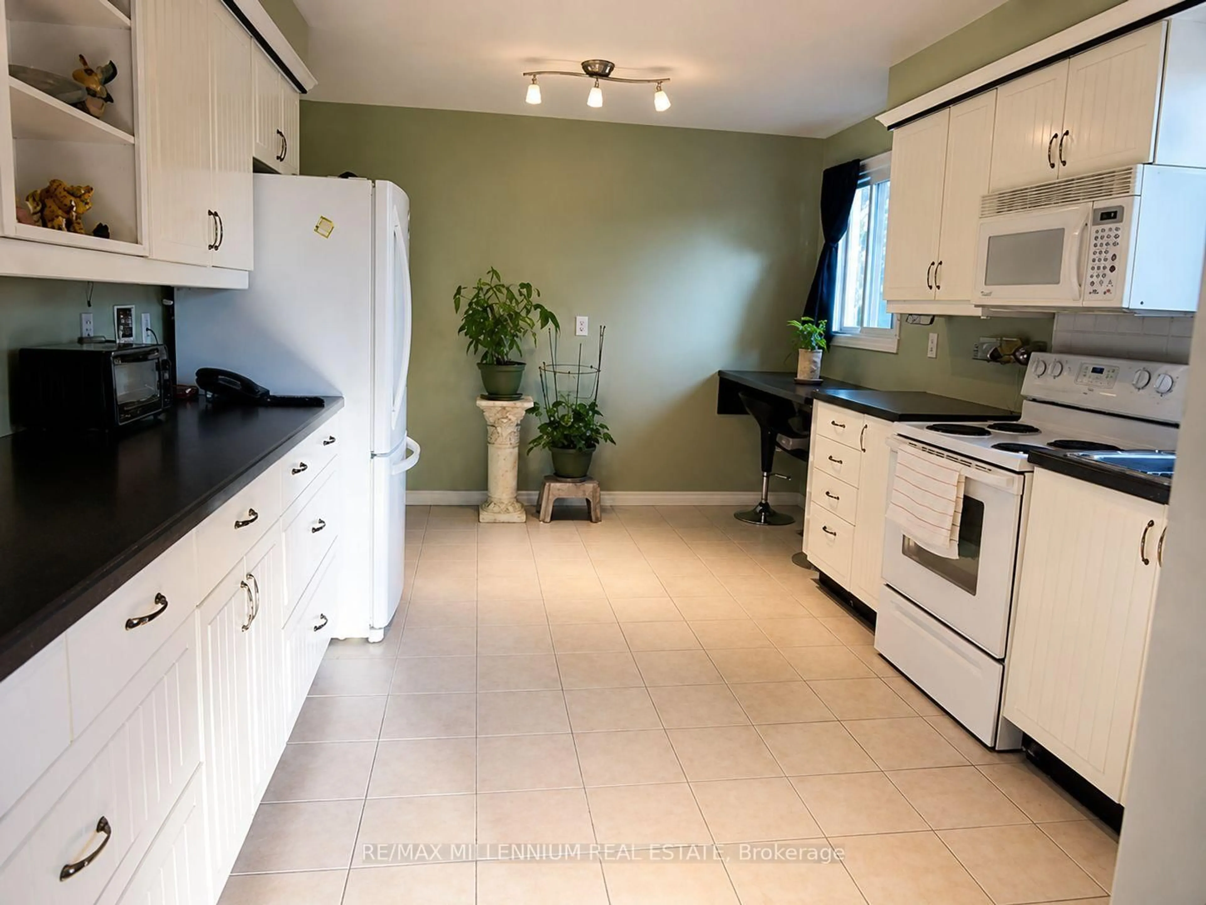 Unknown for 29 Major Oaks Dr, Brampton Ontario L6V 3K1