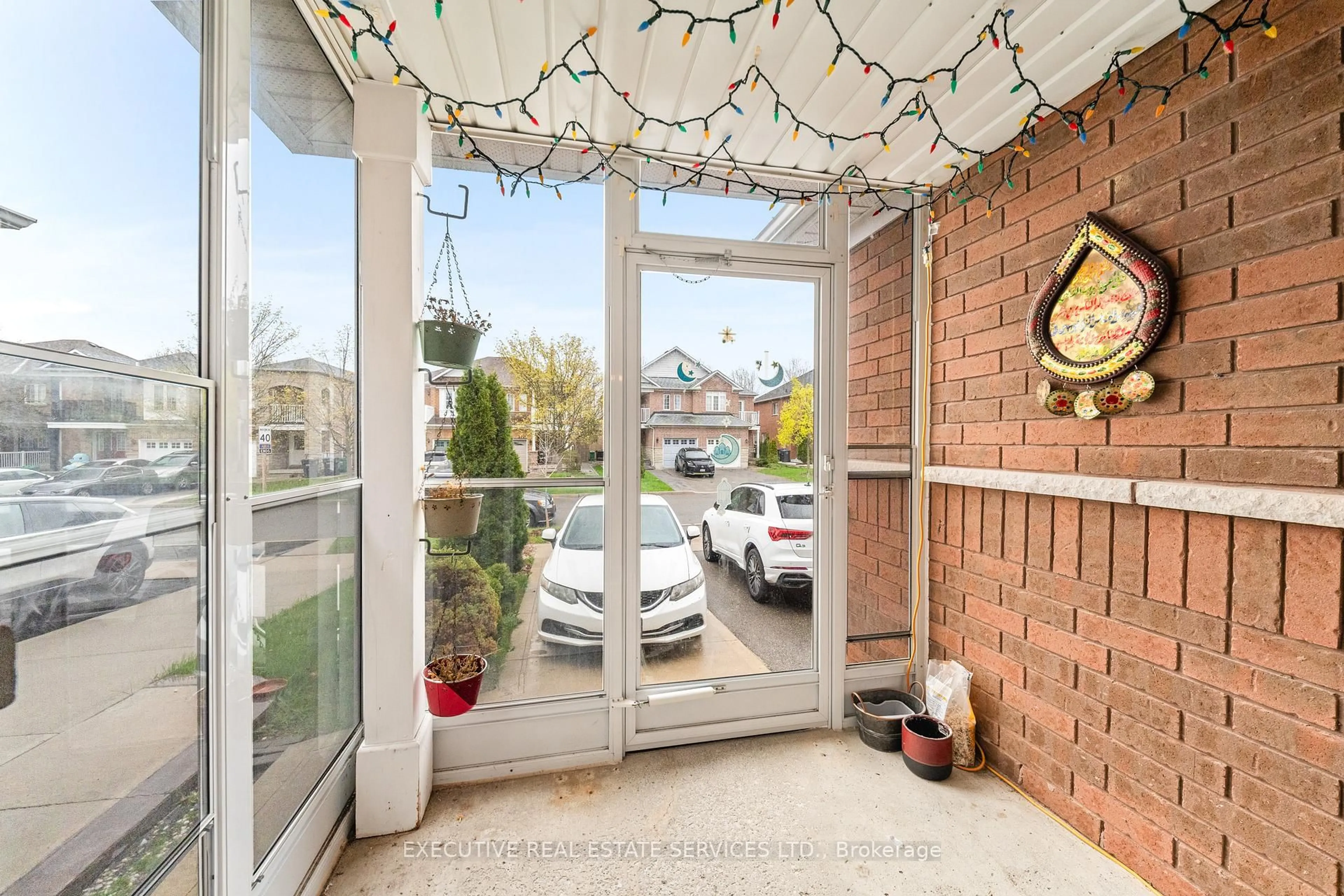Balcony in the apartment, street for 5727 Keldrew Ave, Mississauga Ontario L5M 7B9