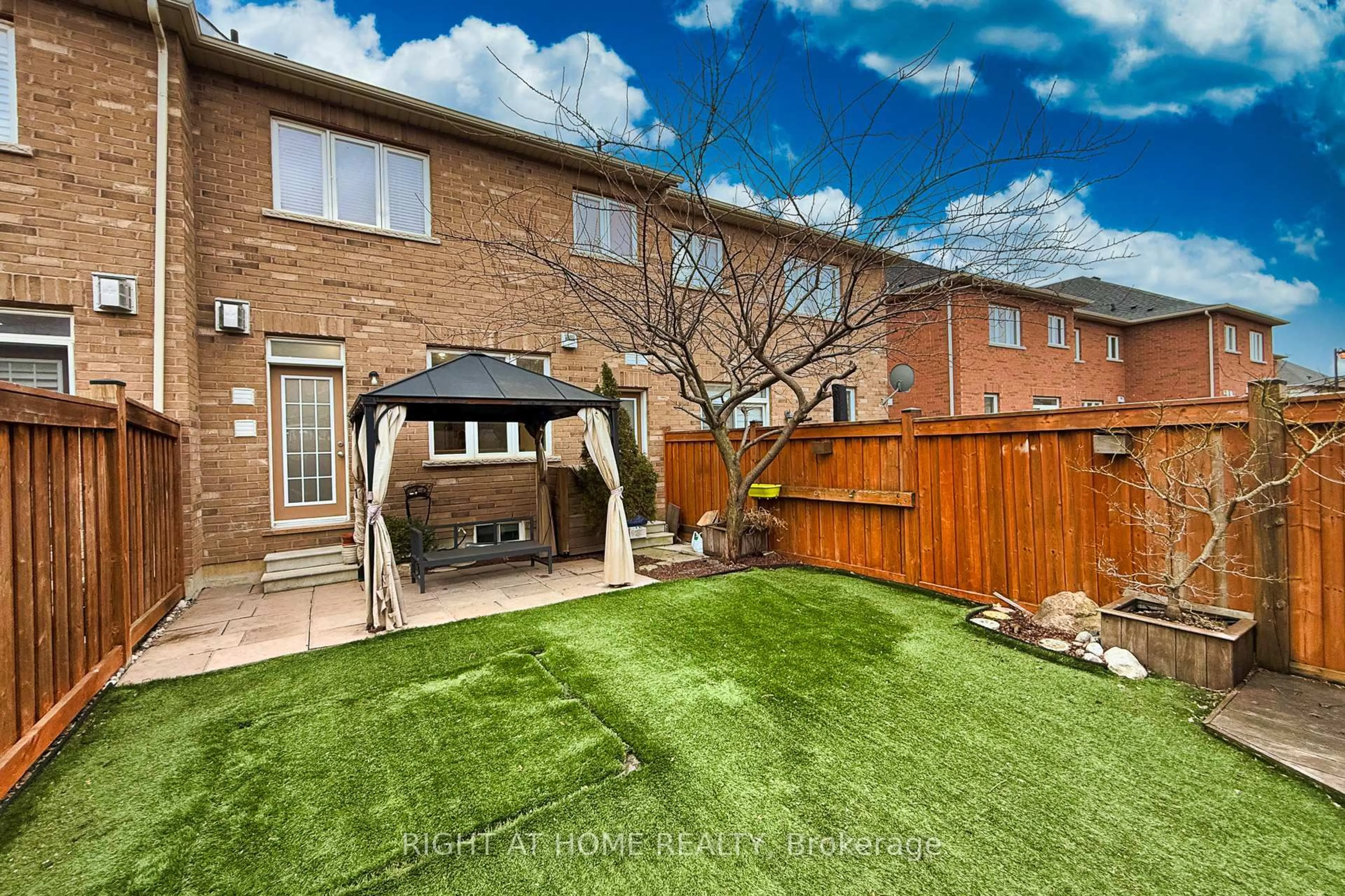 Unknown for 15 Munch Pl, Milton Ontario L9T 8K6