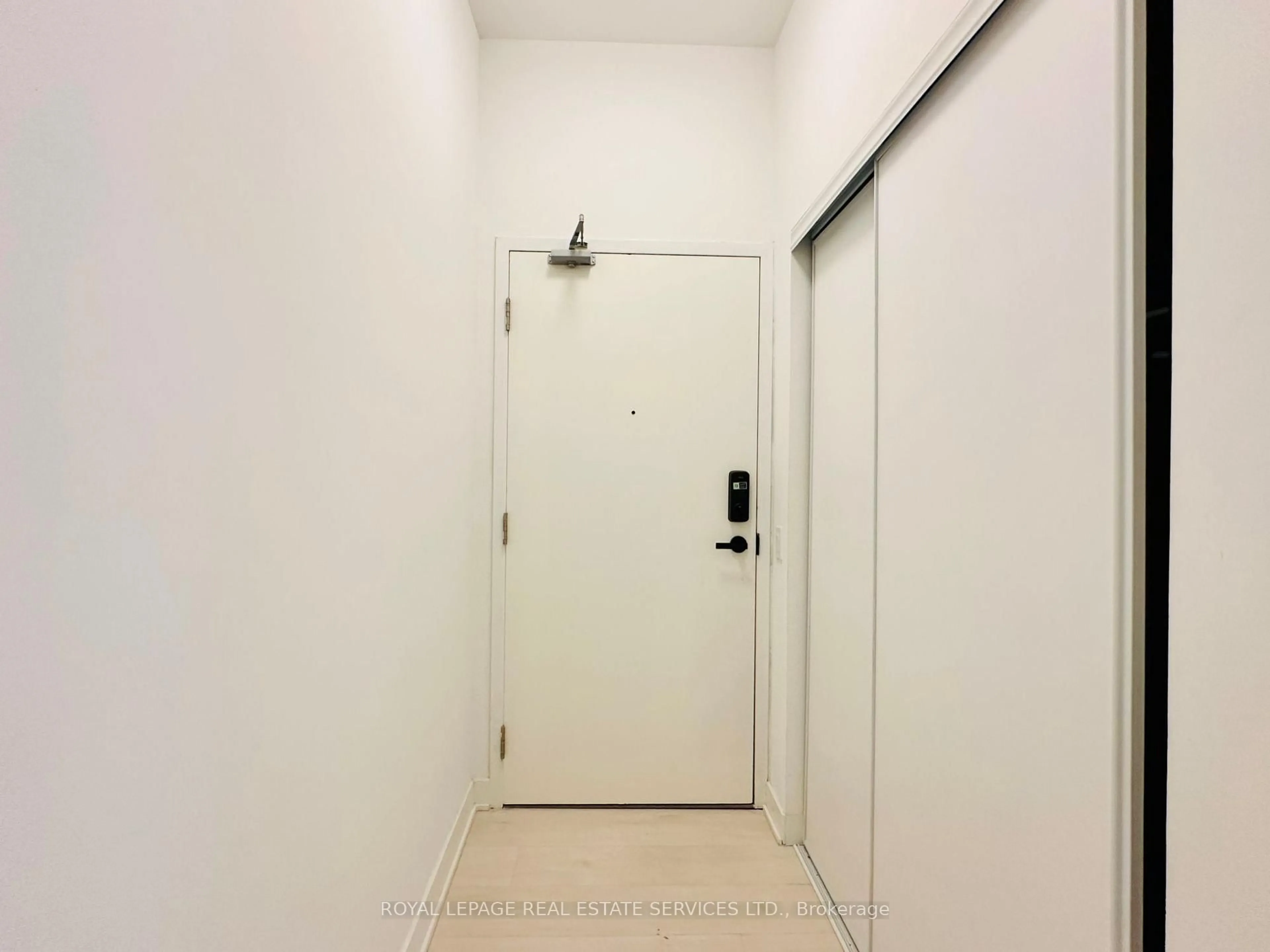Unknown for 3900 Confederation Pkwy #323, Mississauga Ontario L5B 0M3