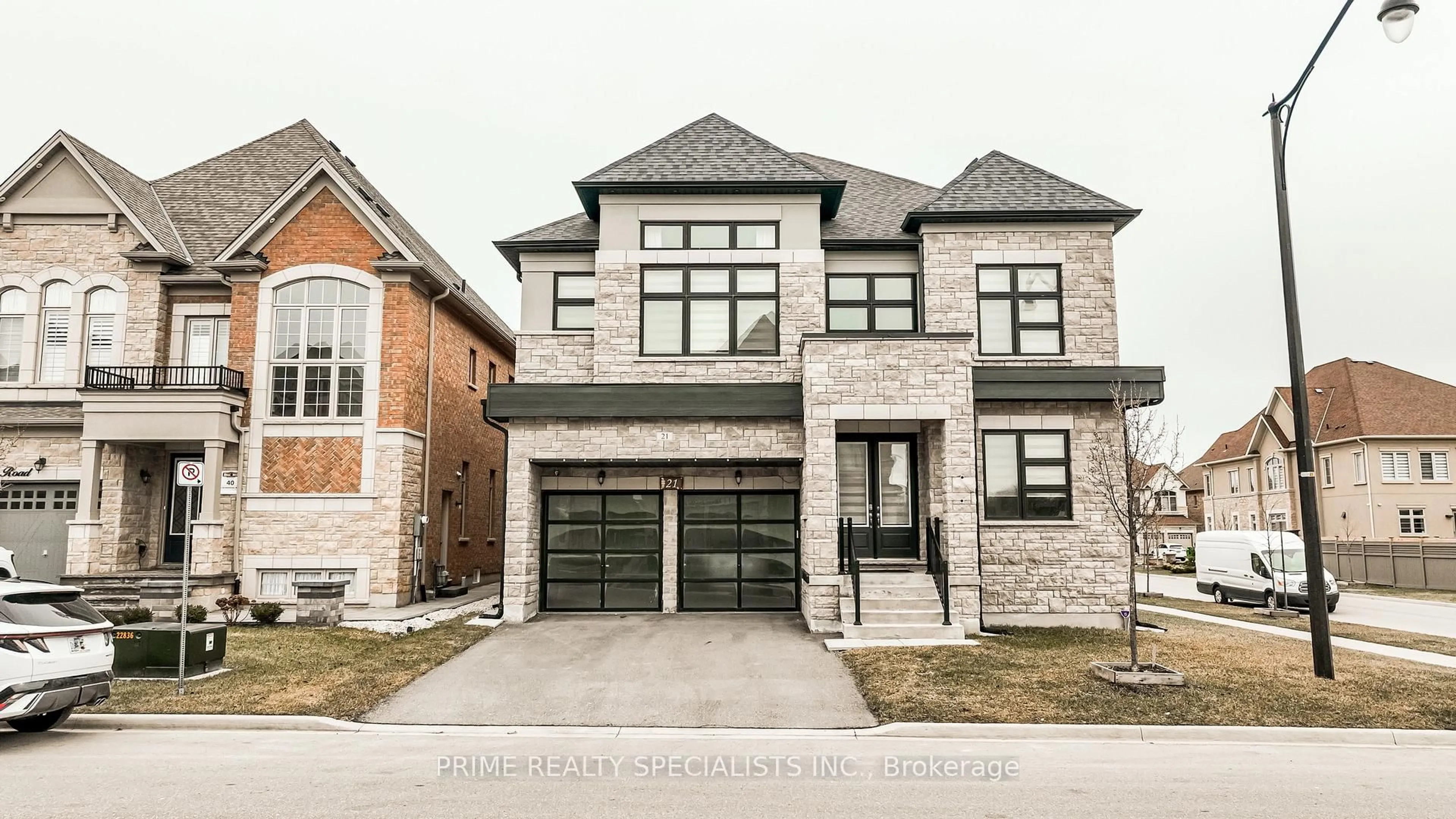 Home with brick exterior material, street for 21 MIDMORNING Rd, Brampton Ontario L6X 5P7