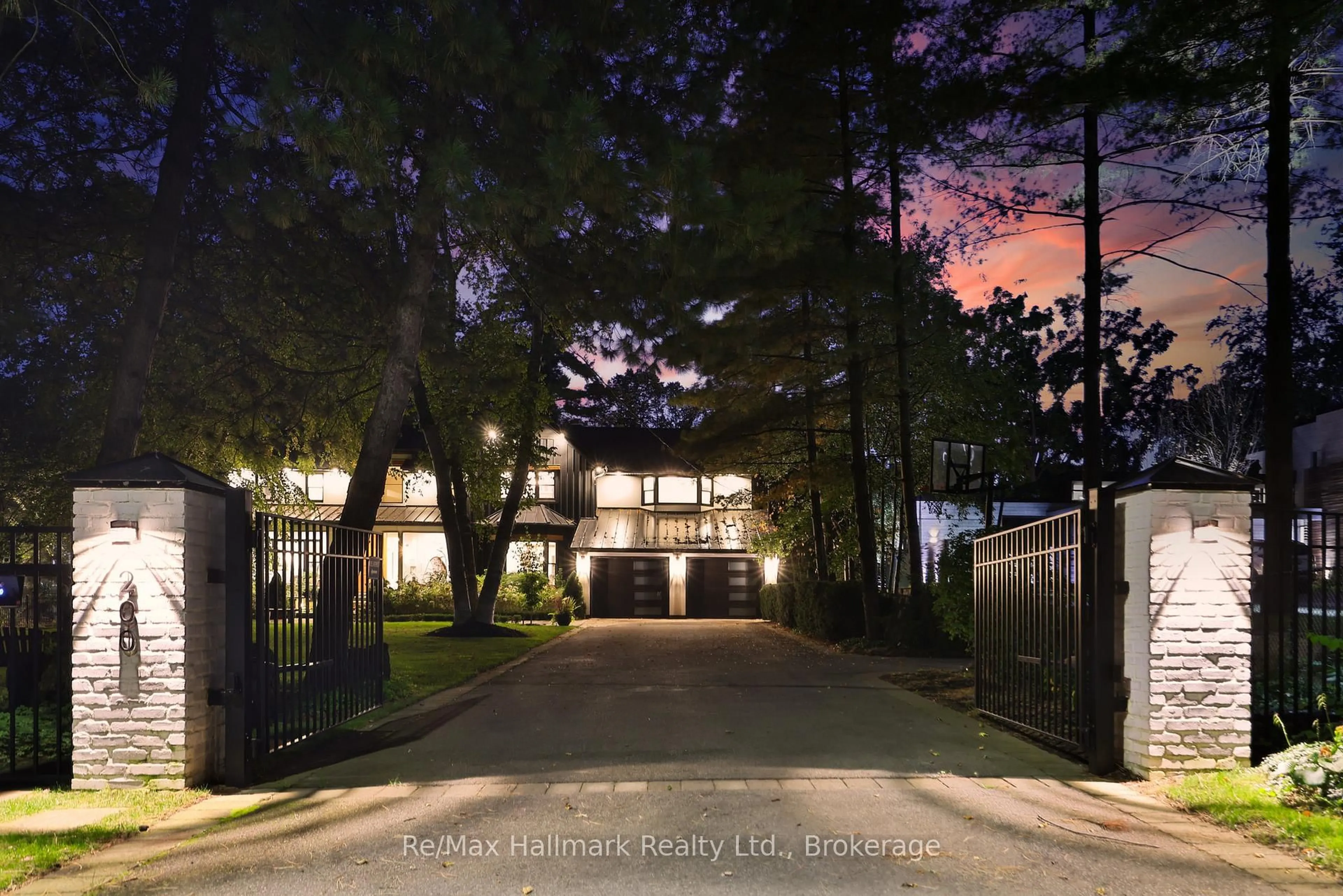 Unknown for 200 Chartwell Rd, Oakville Ontario L6J 3Z8