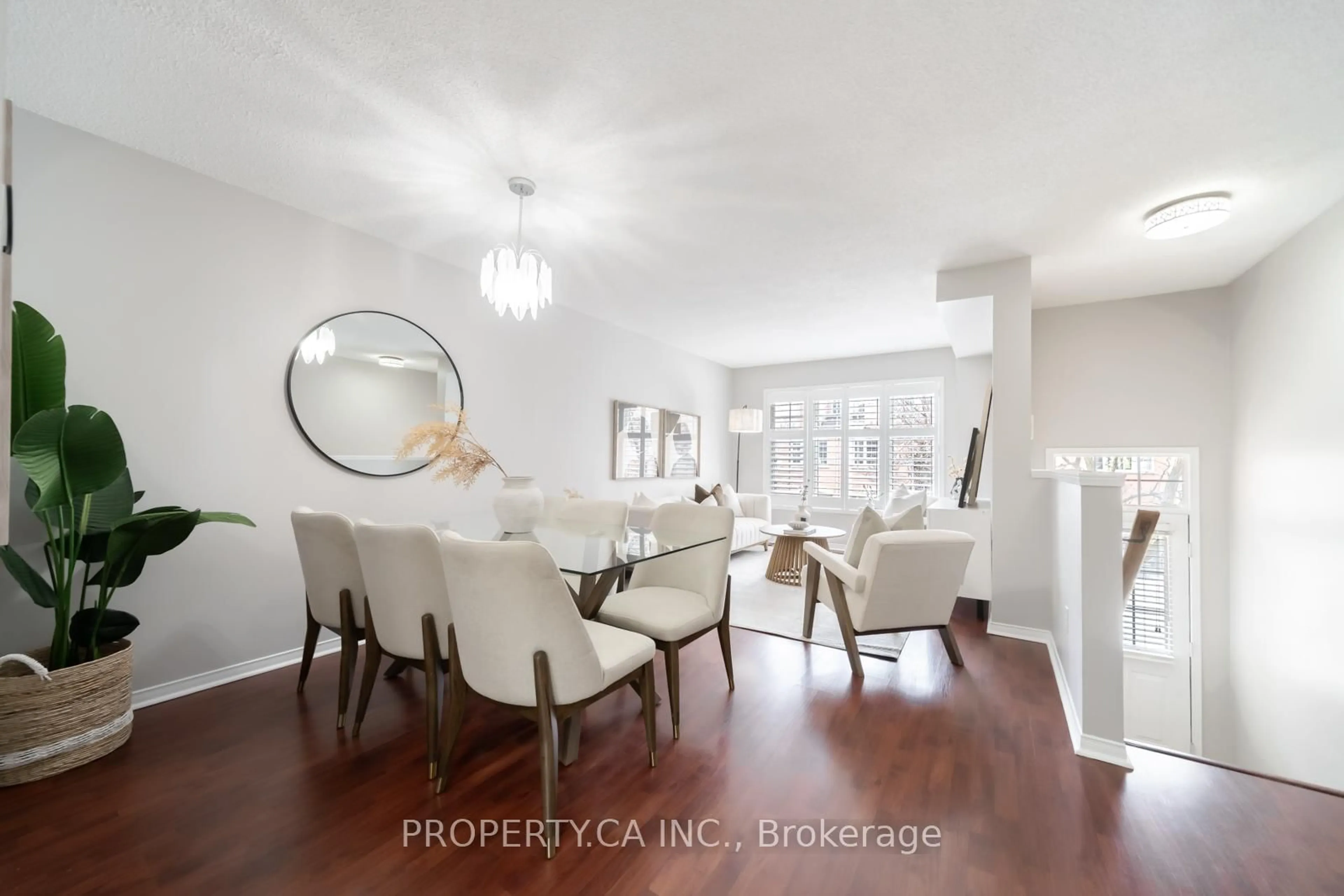 Dining room, unknown for 5030 Heatherleigh Ave #111, Mississauga Ontario L5V 2G7