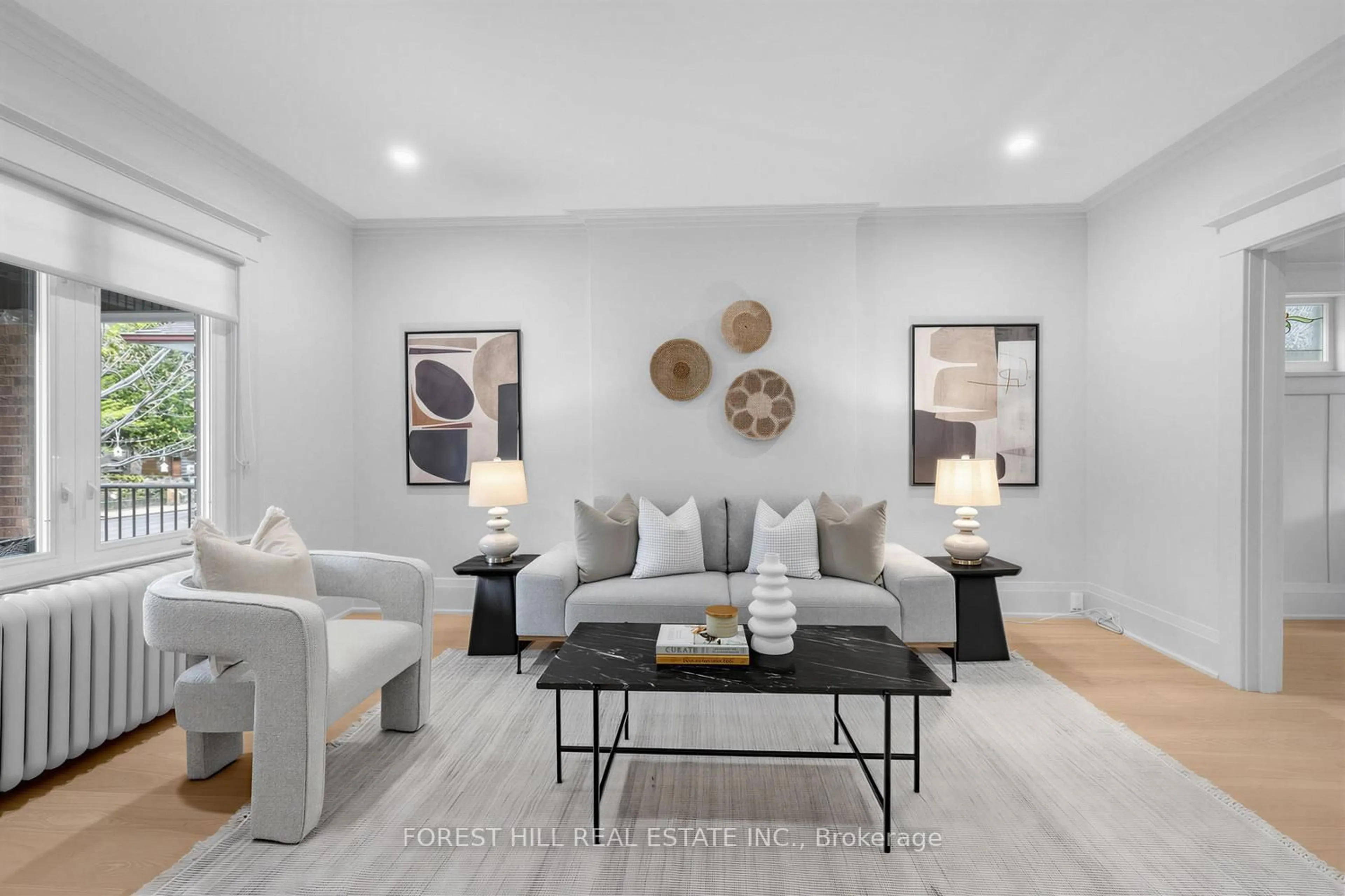 Living room with furniture, unknown for 35 Westmount Ave, Toronto Ontario M6H 3K2