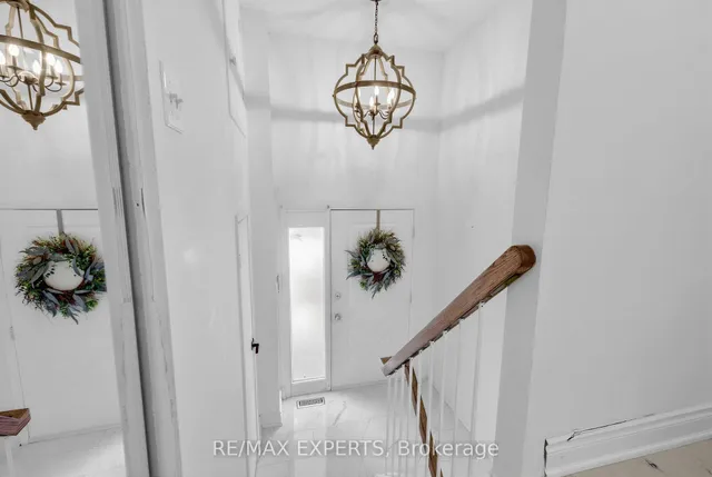21 Maple Branch Path, Toronto 2