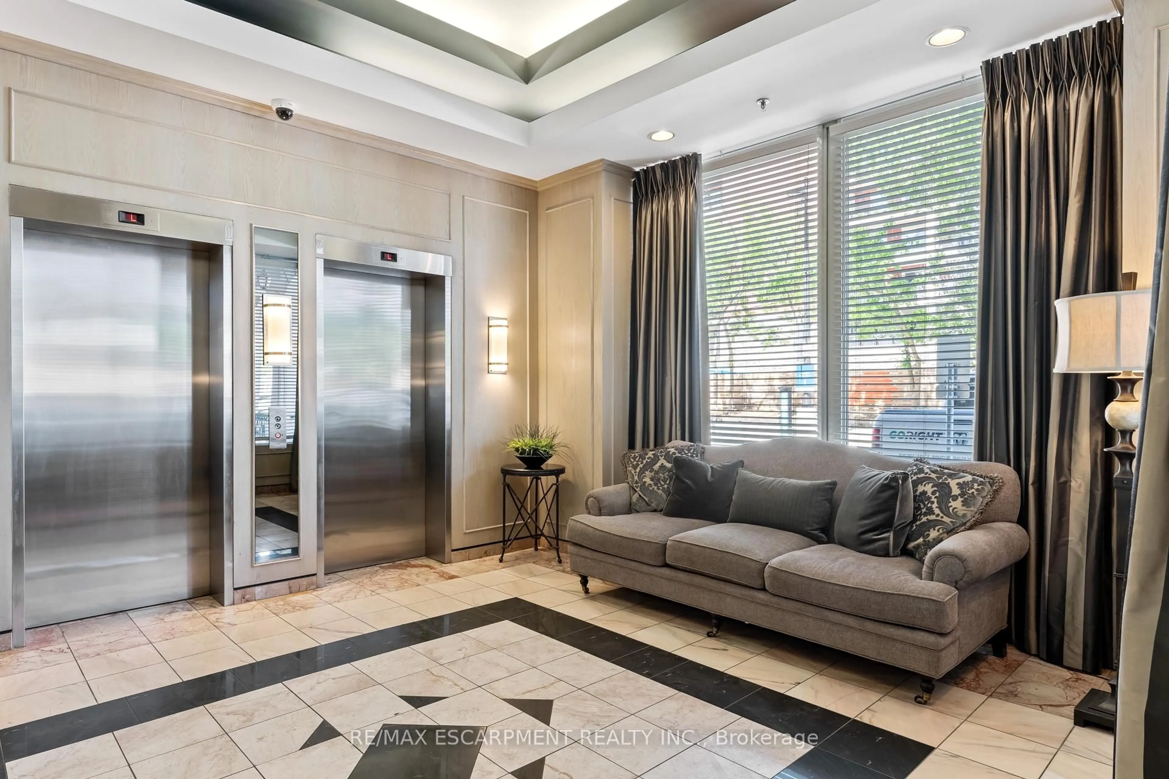 Unknown for 430 Pearl St #410, Burlington Ontario L7R 4J8