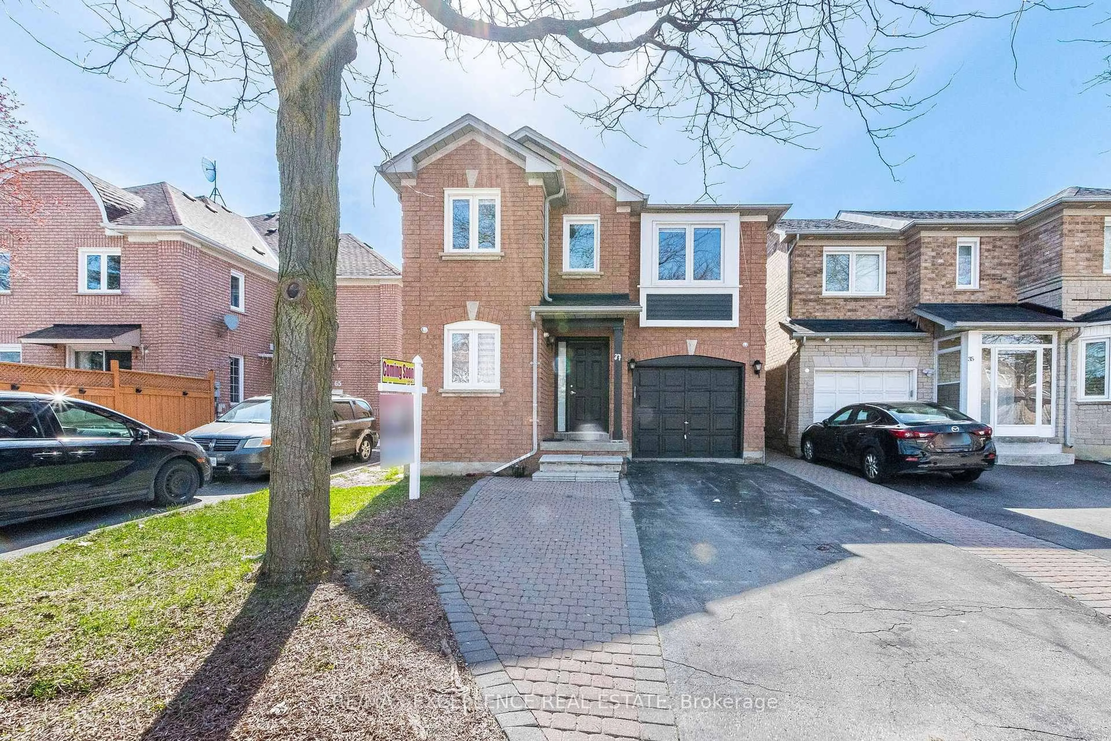 Home with brick exterior material, street for 37 Elk St, Brampton Ontario L6R 1R9