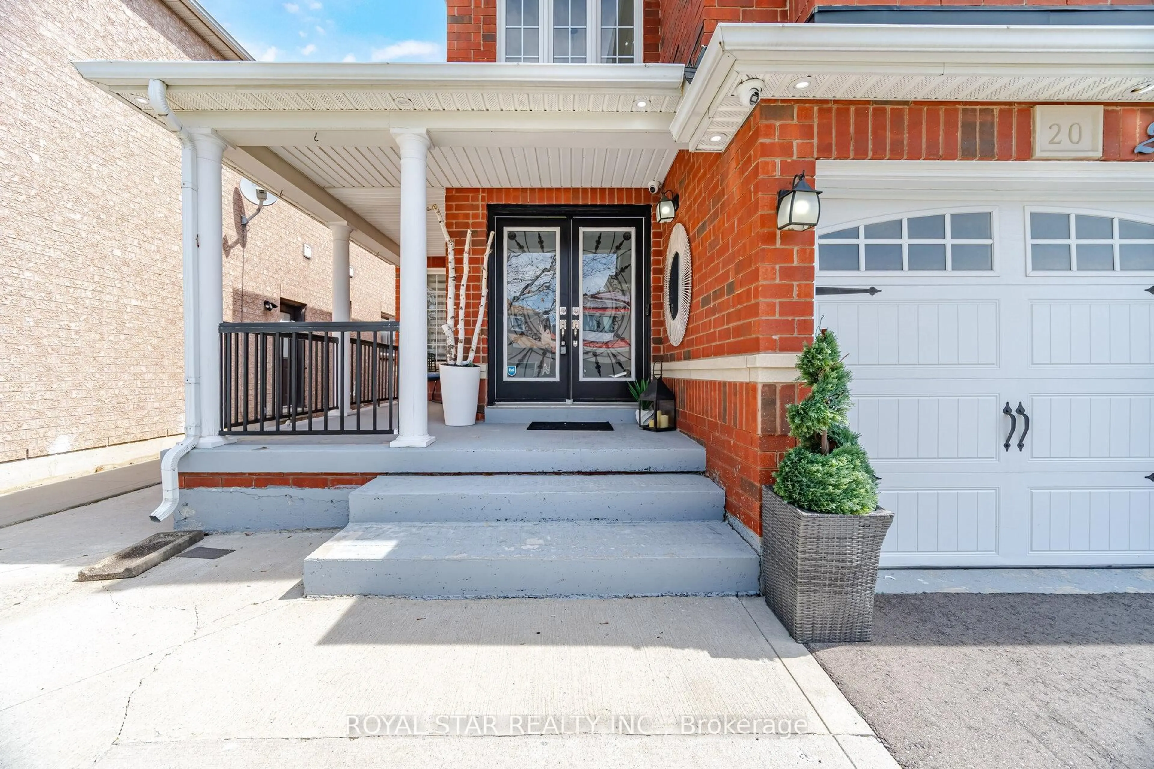 Home with brick exterior material, street for 20 Summer Mist Crt, Brampton Ontario L6R 2Z1