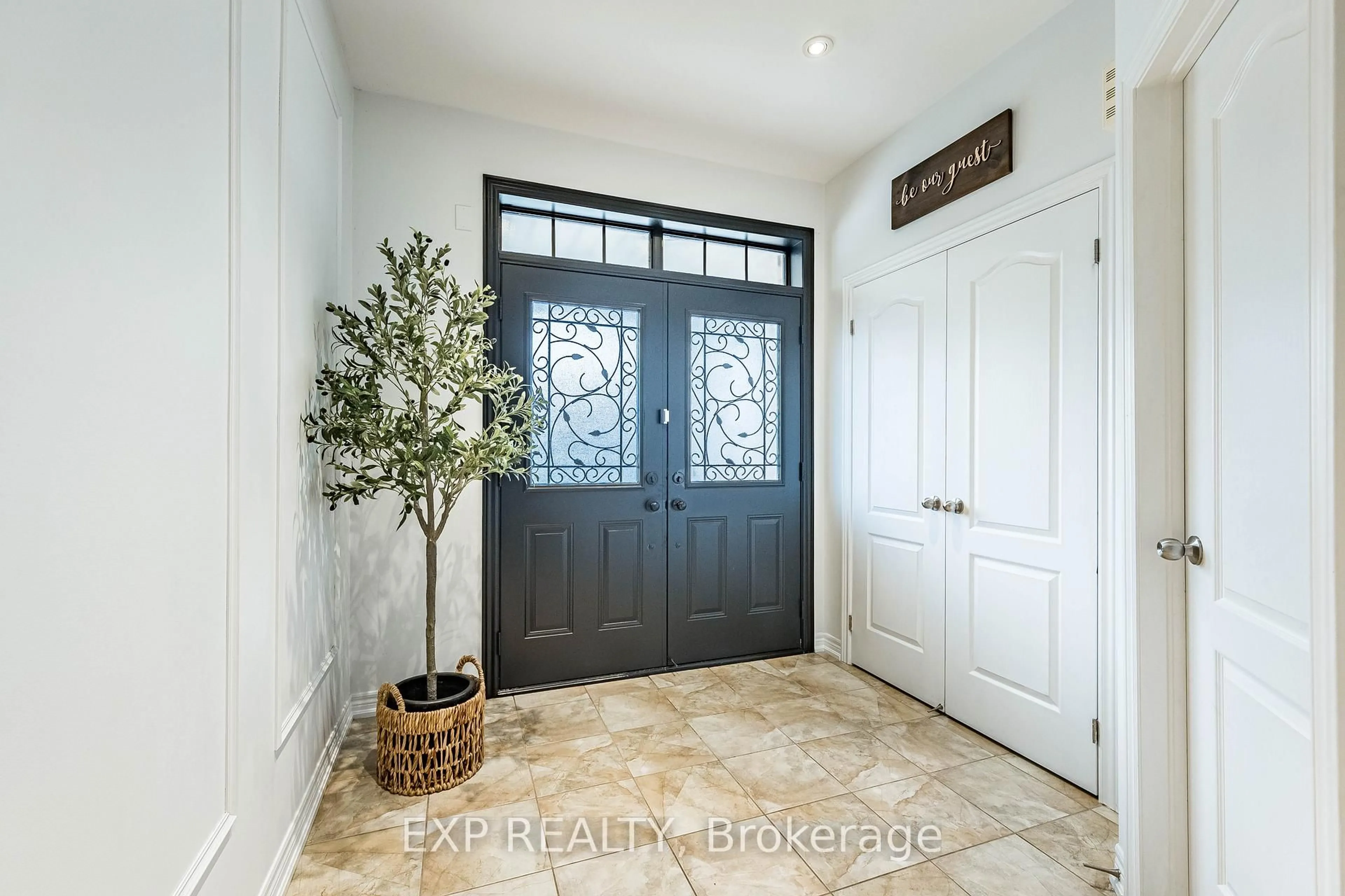 Indoor entryway for 1445 Bews Landing, Milton Ontario L9T 8T9