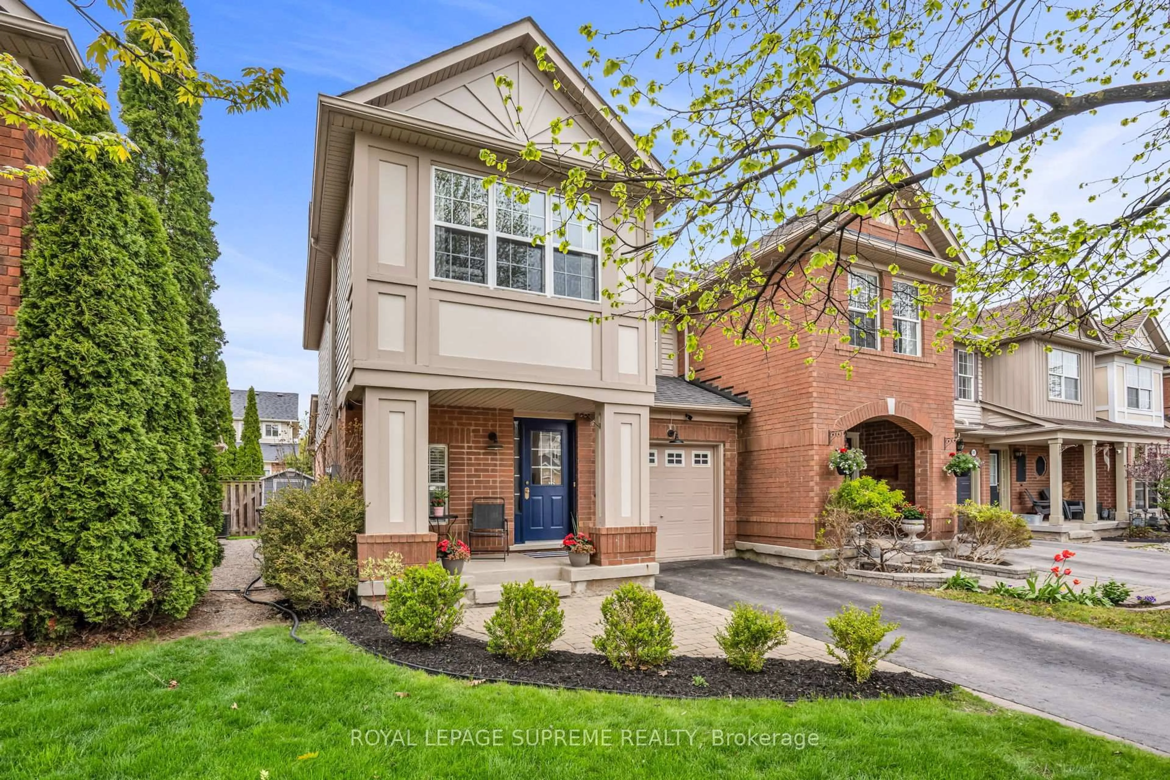 Home with brick exterior material, street for 1063 Barclay Circ, Milton Ontario L9T 5W3