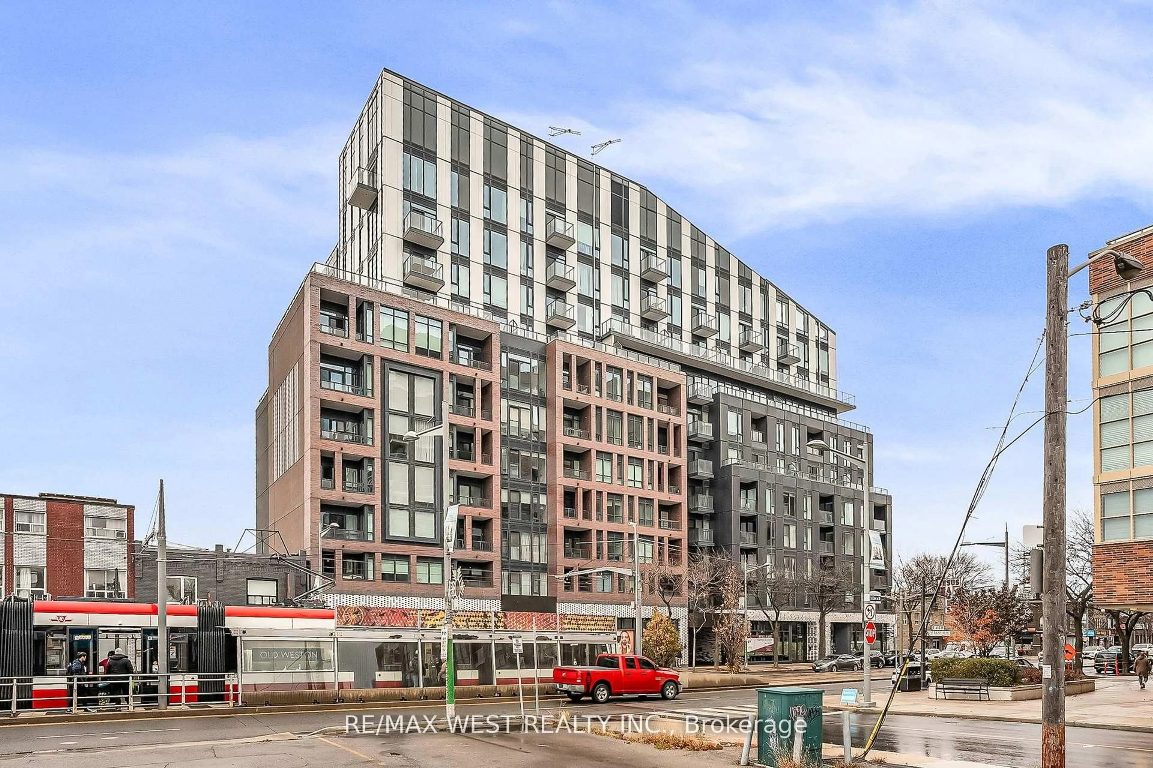 Unknown for 1808 St. Clair Ave #617, Toronto Ontario M6N 0C1