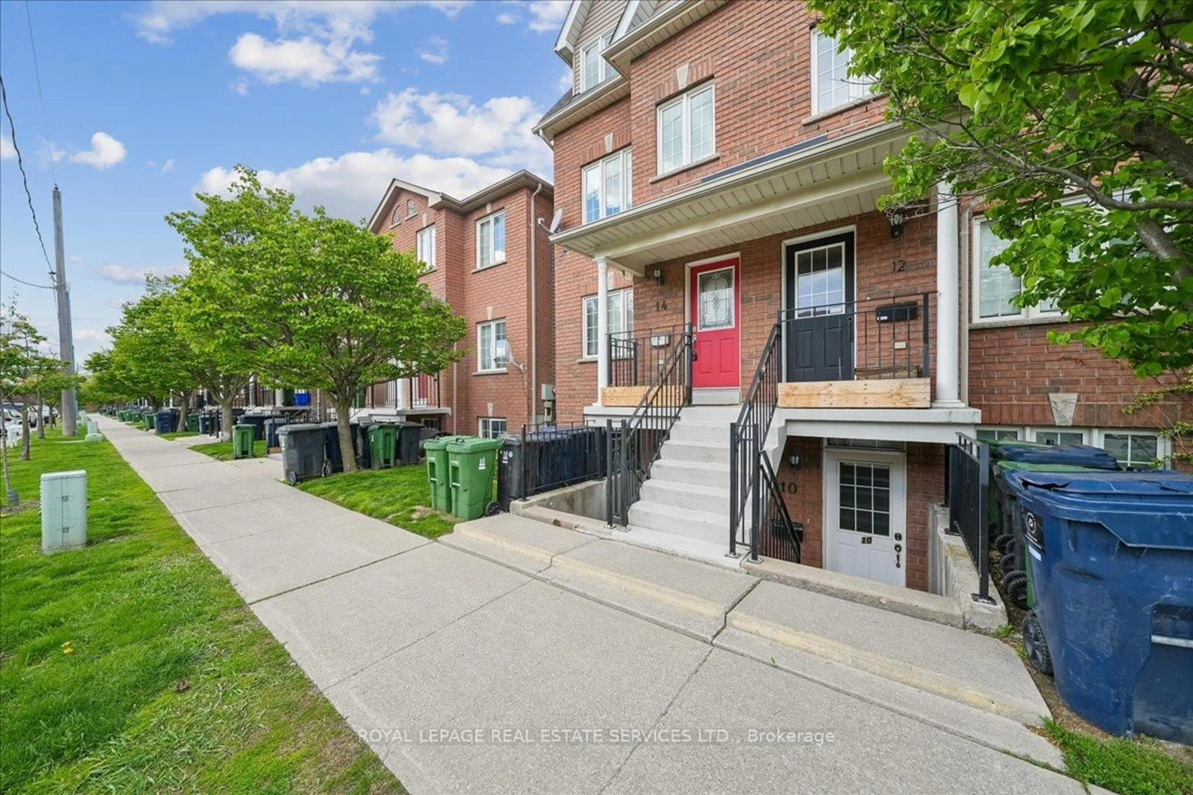 Unknown for 14 Connolly St, Toronto Ontario M6N 5G3