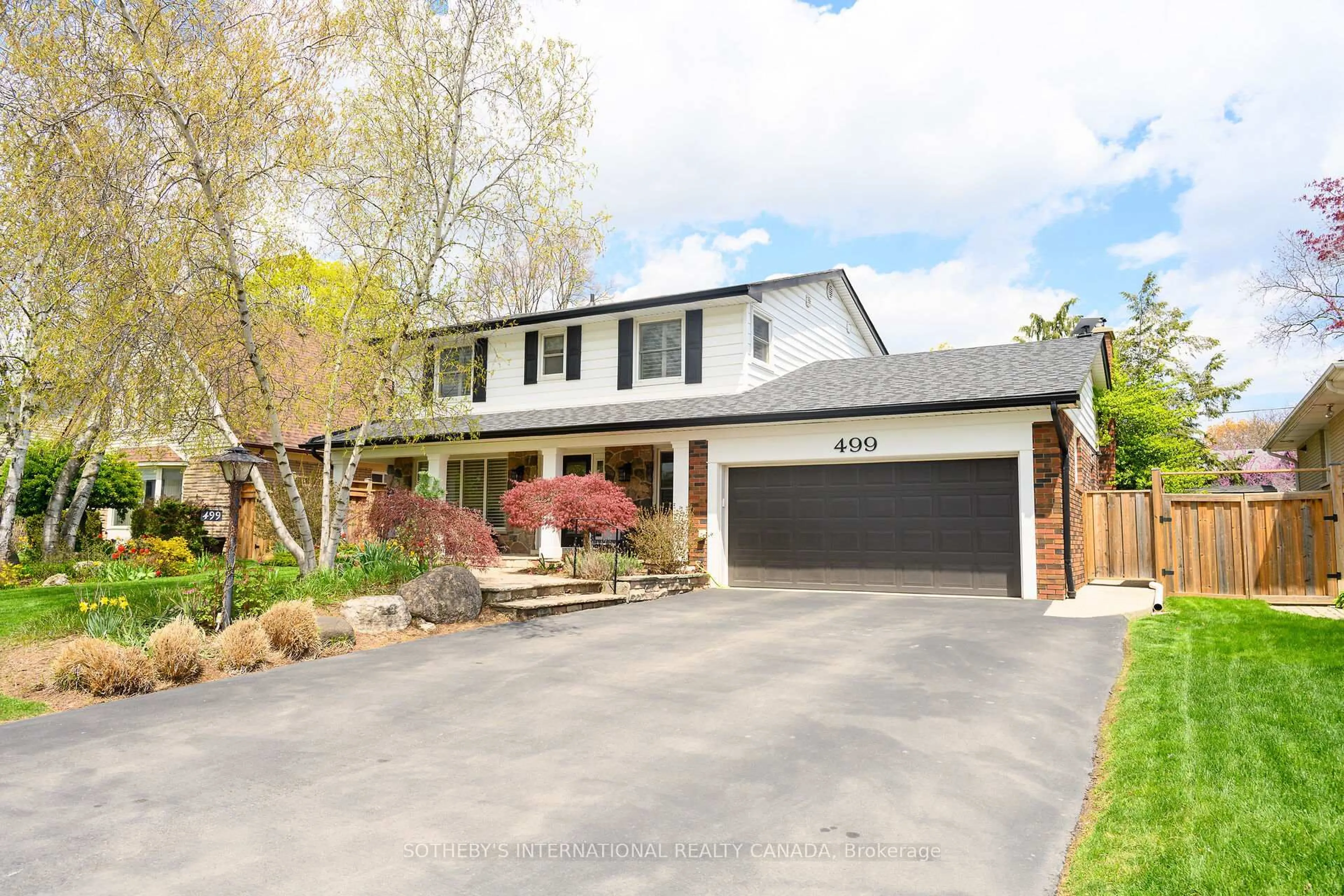 Home with brick exterior material, street for 499 Wicklow Rd, Burlington Ontario L7L 2J1
