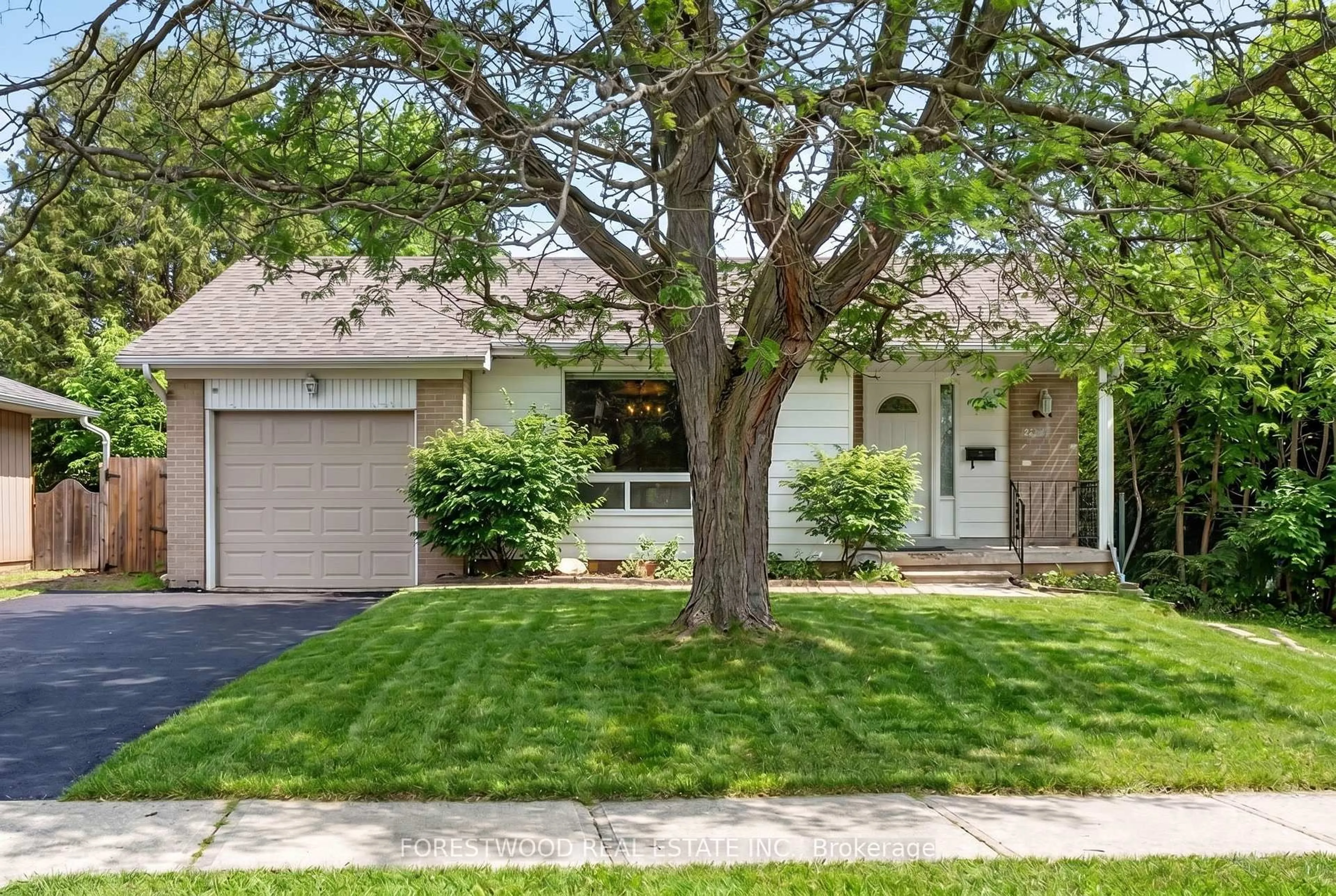 Home with vinyl exterior material, street for 1157 Newton Rd, Oakville Ontario L6H 2A1