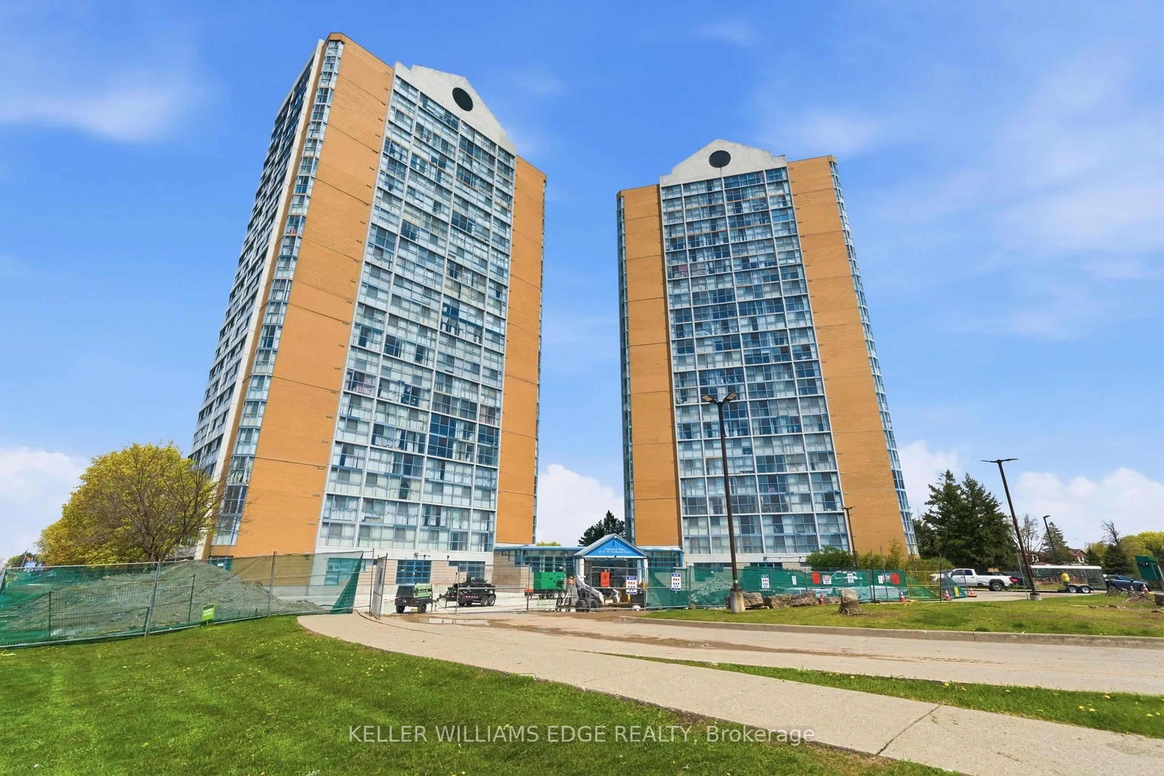 Unknown for 25 Trailwood Dr #2206, Mississauga Ontario L4Z 3K9