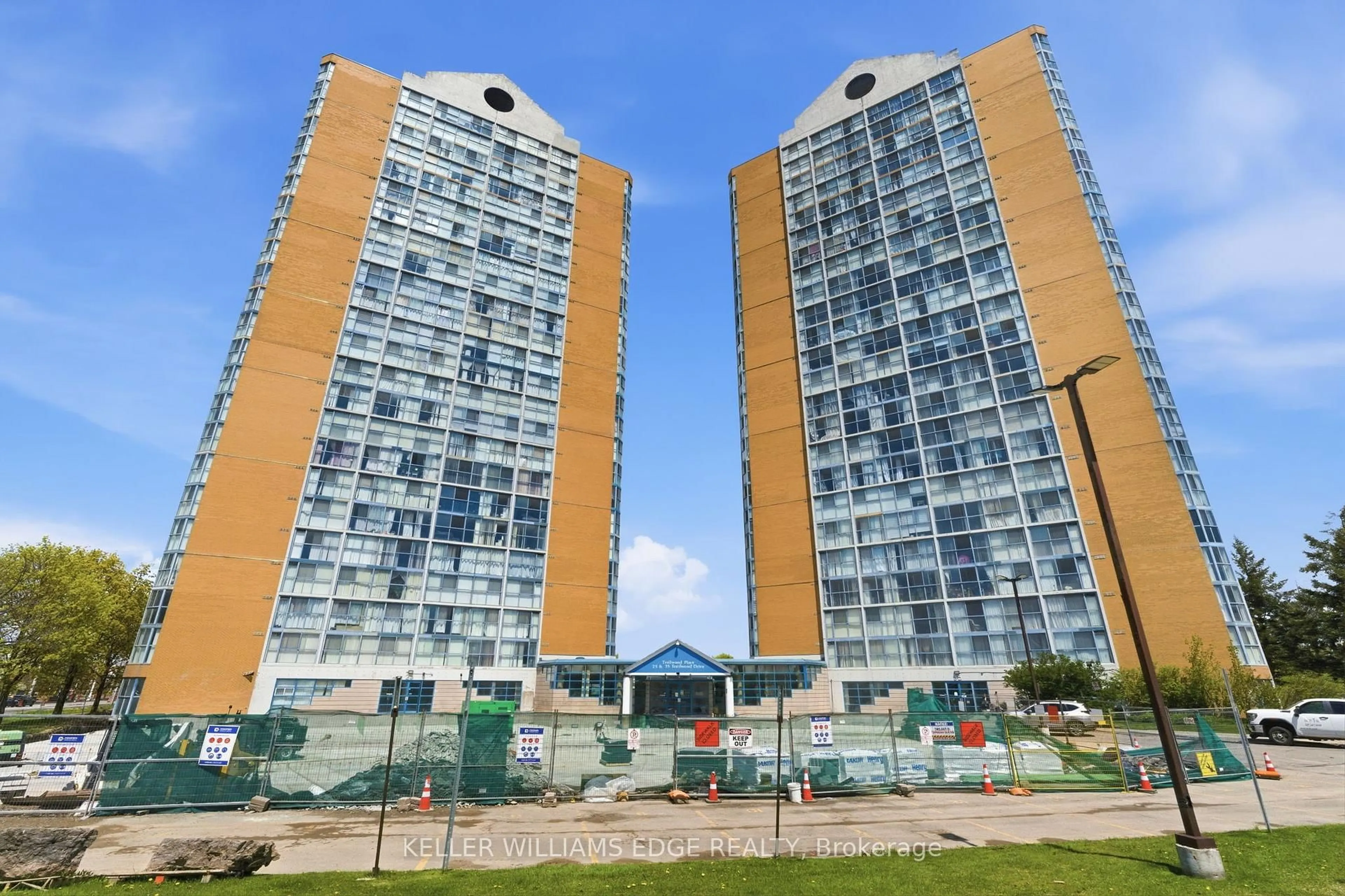 Unknown for 25 Trailwood Dr #2206, Mississauga Ontario L4Z 3K9