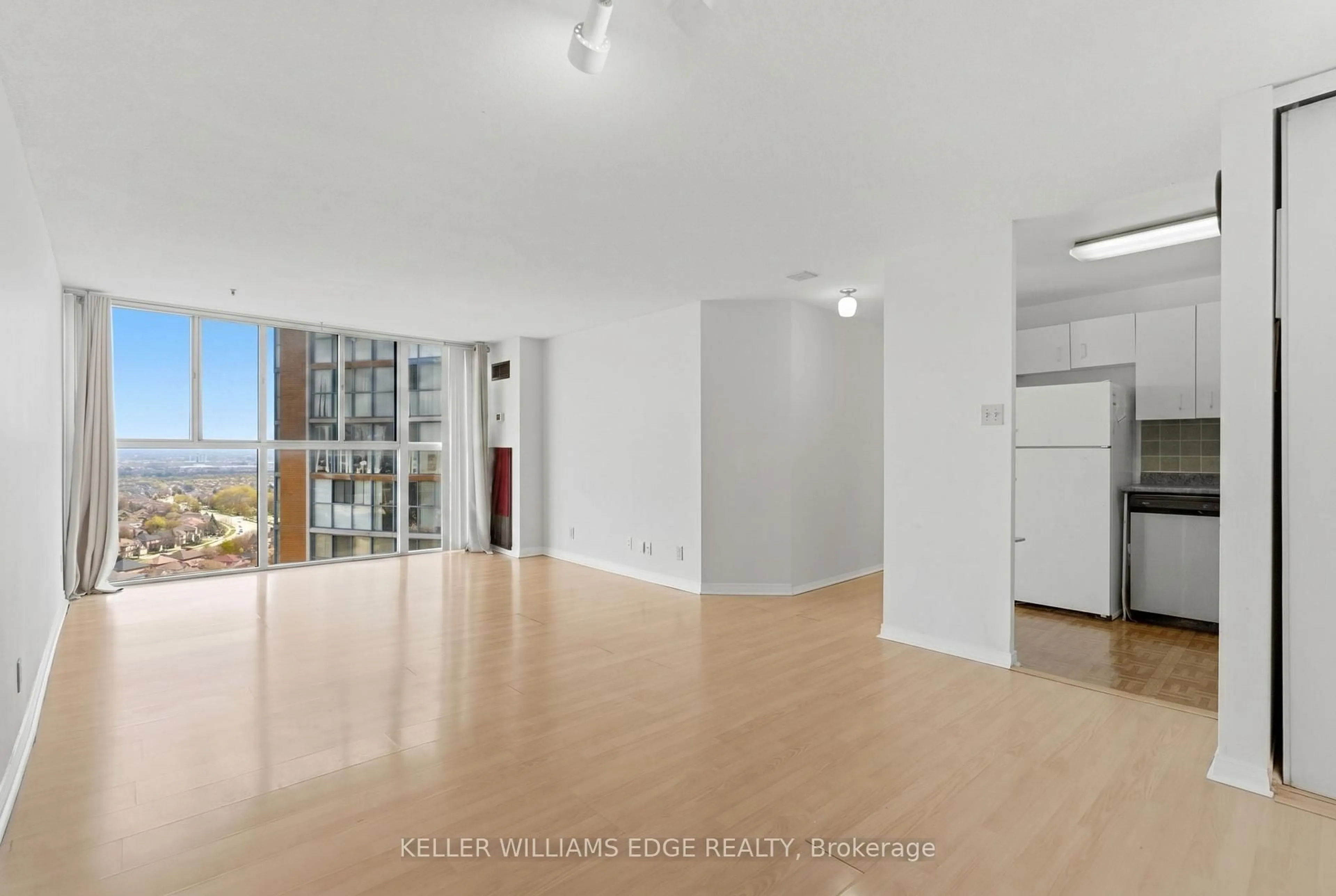 Unknown for 25 Trailwood Dr #2206, Mississauga Ontario L4Z 3K9