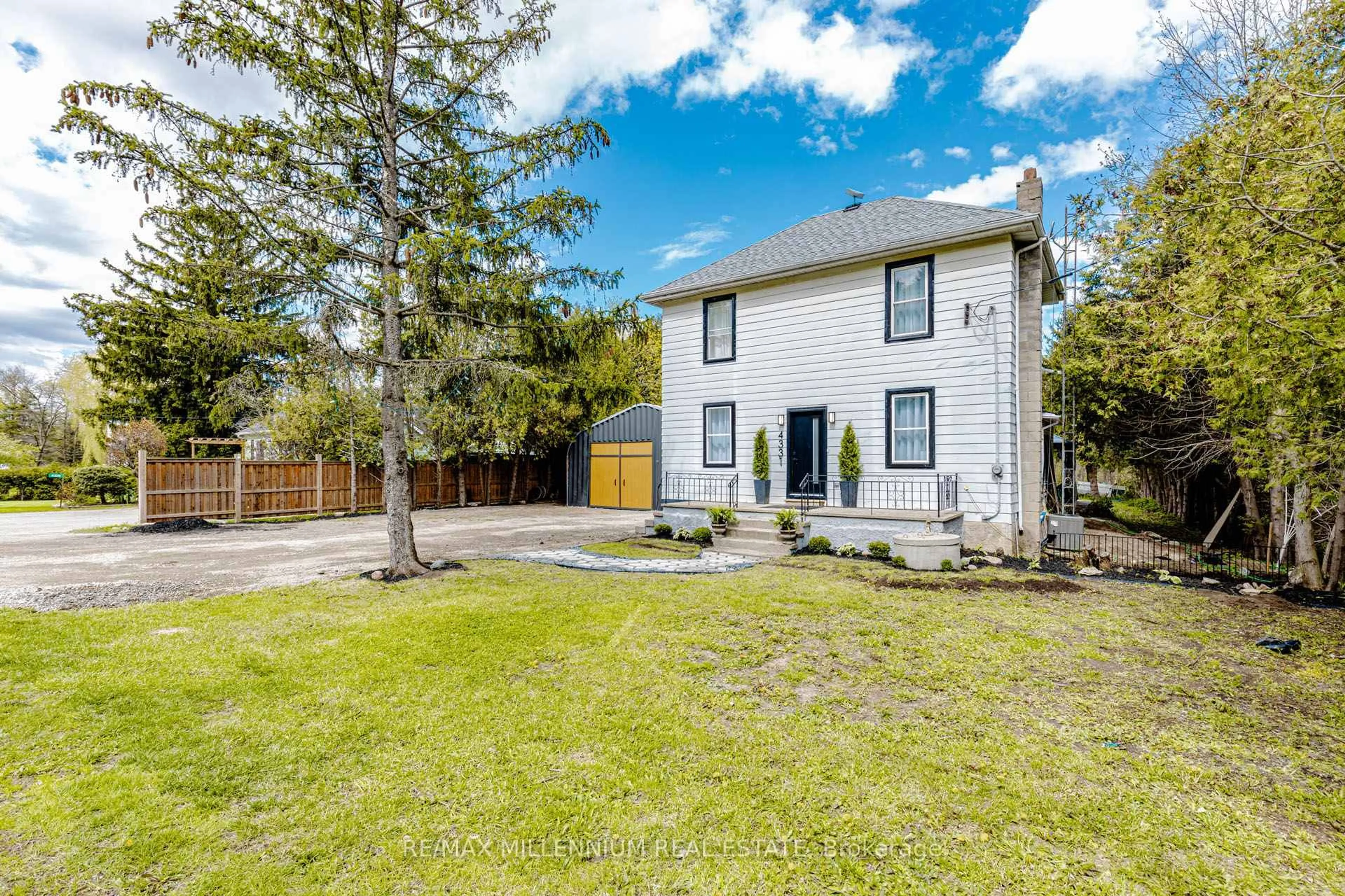 A pic from outside/outdoor area/front of a property/back of a property/a pic from drone, street for 4331 Limestone Rd, Milton Ontario L0P 1B0