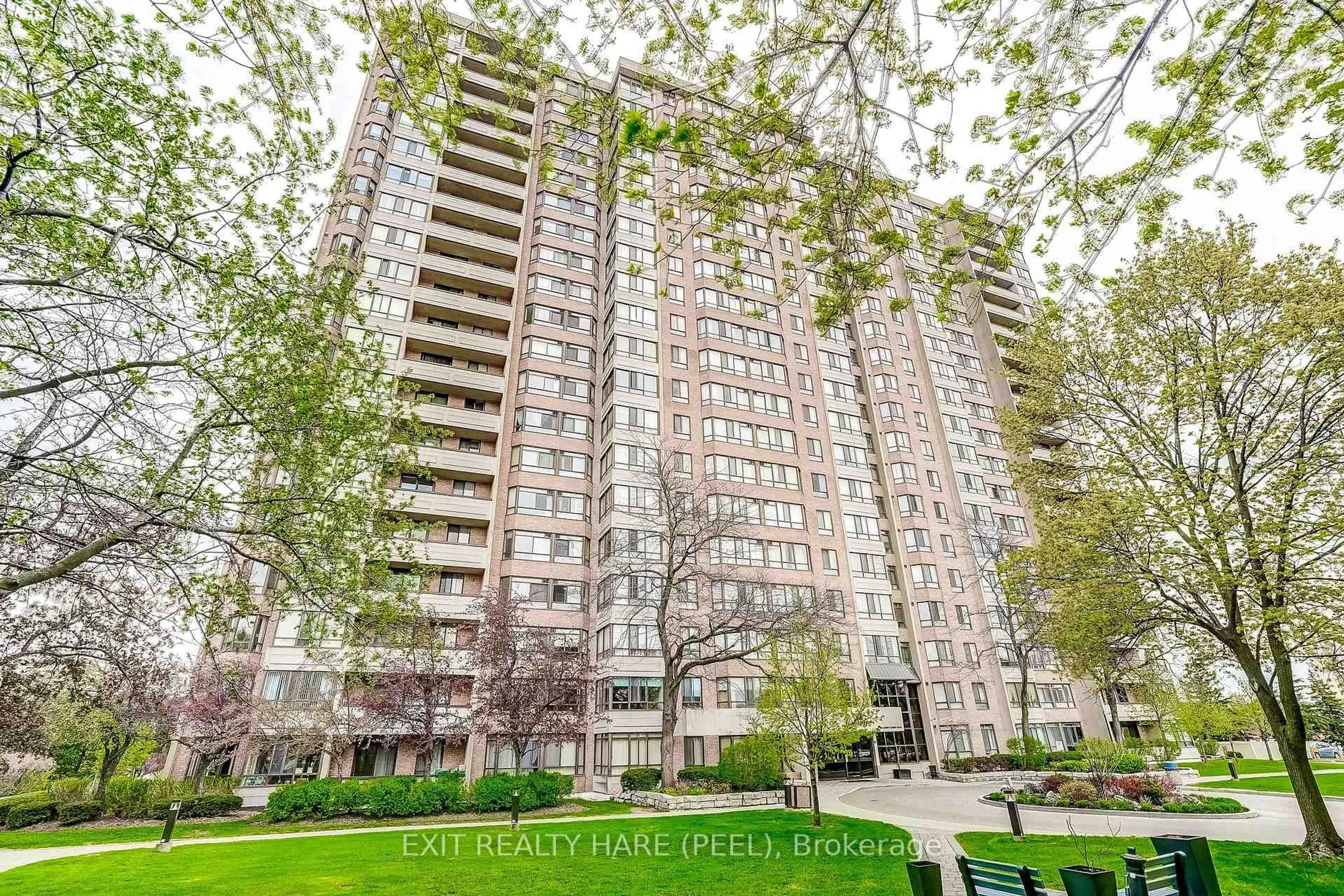 Unknown for 100 County Court Blvd #1206, Brampton Ontario L6W 3X1