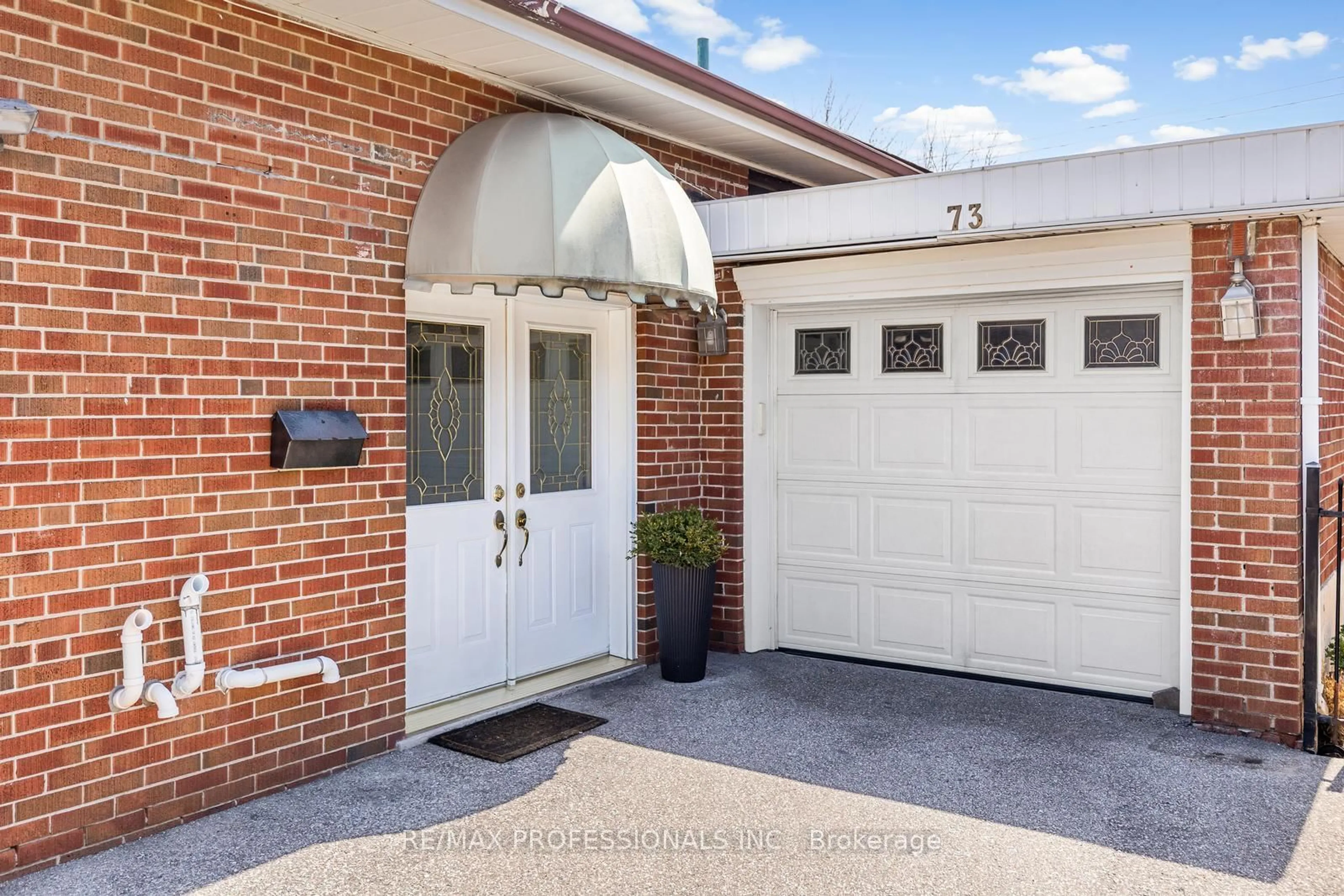 Home with brick exterior material, street for 73 Coney Rd, Toronto Ontario M8Z 2K7