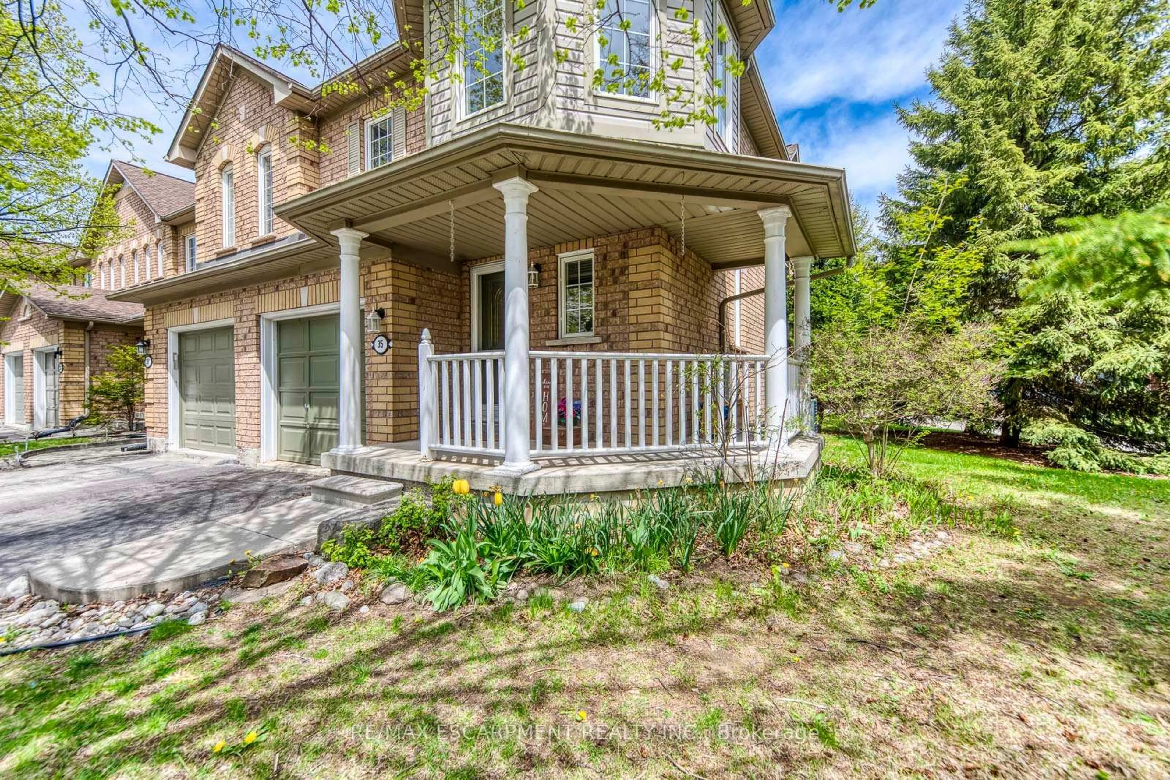 Unknown for 2871 Darien Rd #35, Burlington Ontario L7M 4R6