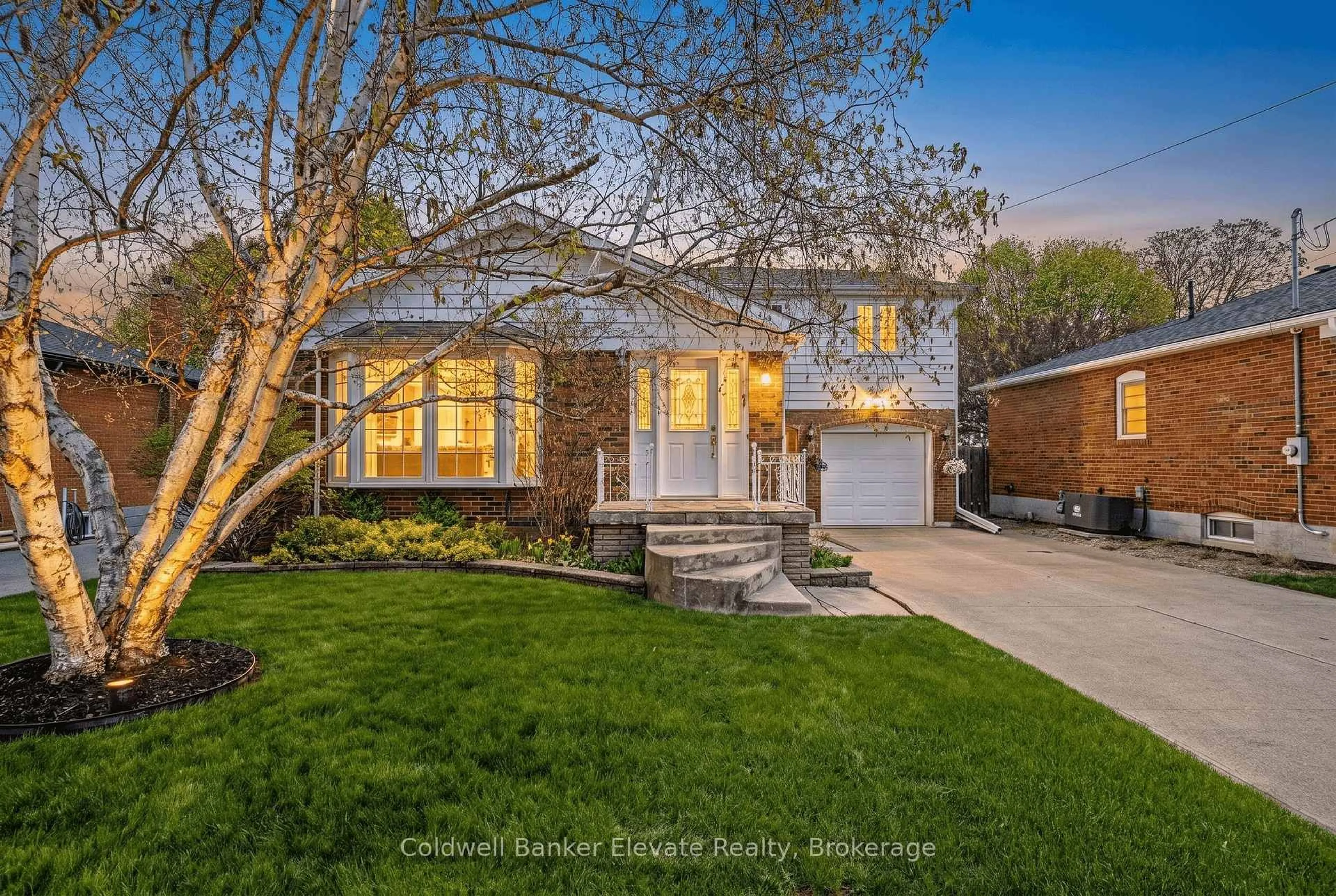 Home with brick exterior material, street for 45 Shelley St, Halton Hills Ontario L7G 3X2