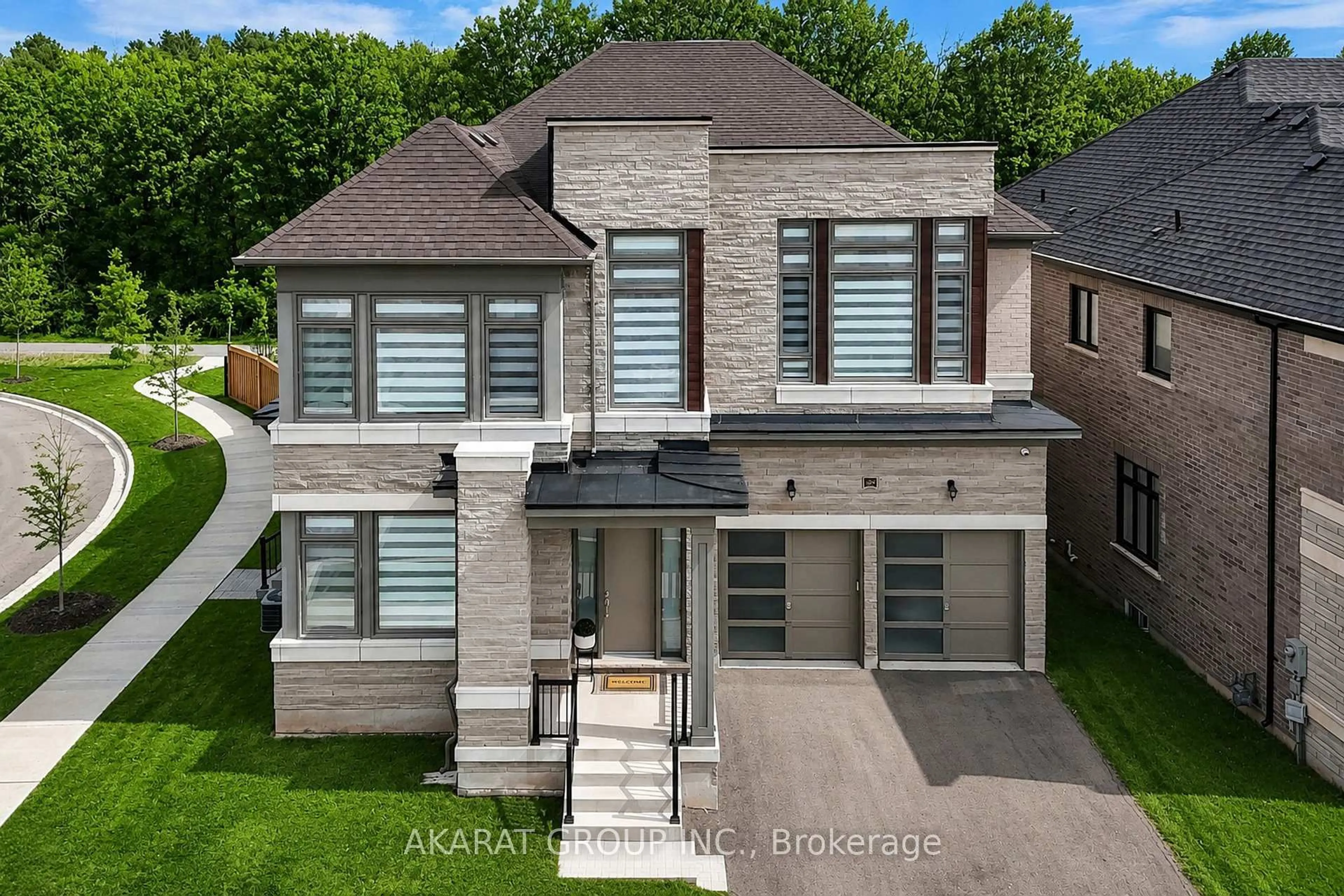 Home with brick exterior material, building for 1283 Meadowside Path, Oakville Ontario L6M 5M9
