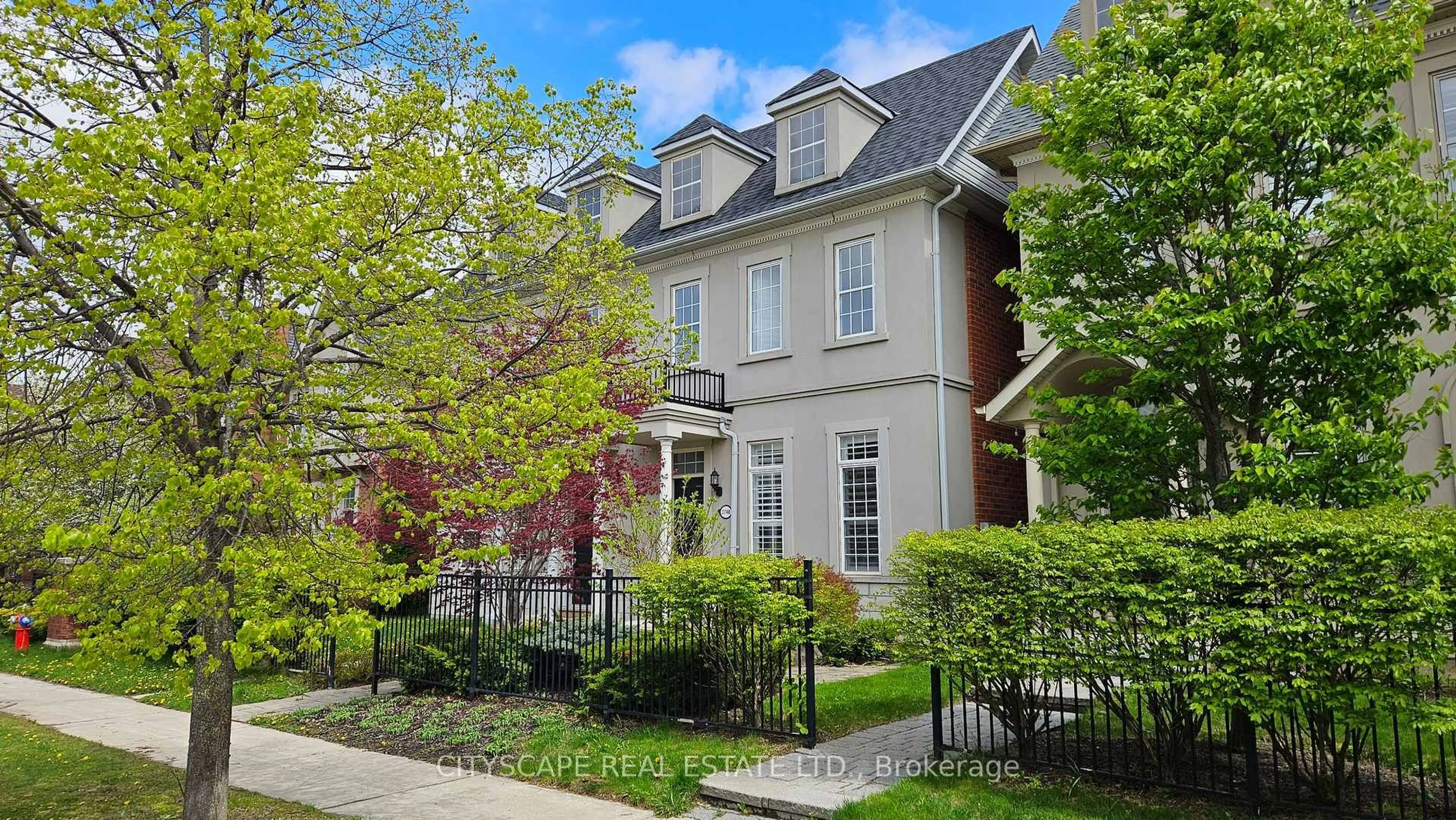 Home with brick exterior material, street for 3740 Nightstar Dr, Mississauga Ontario L5M 7Z7