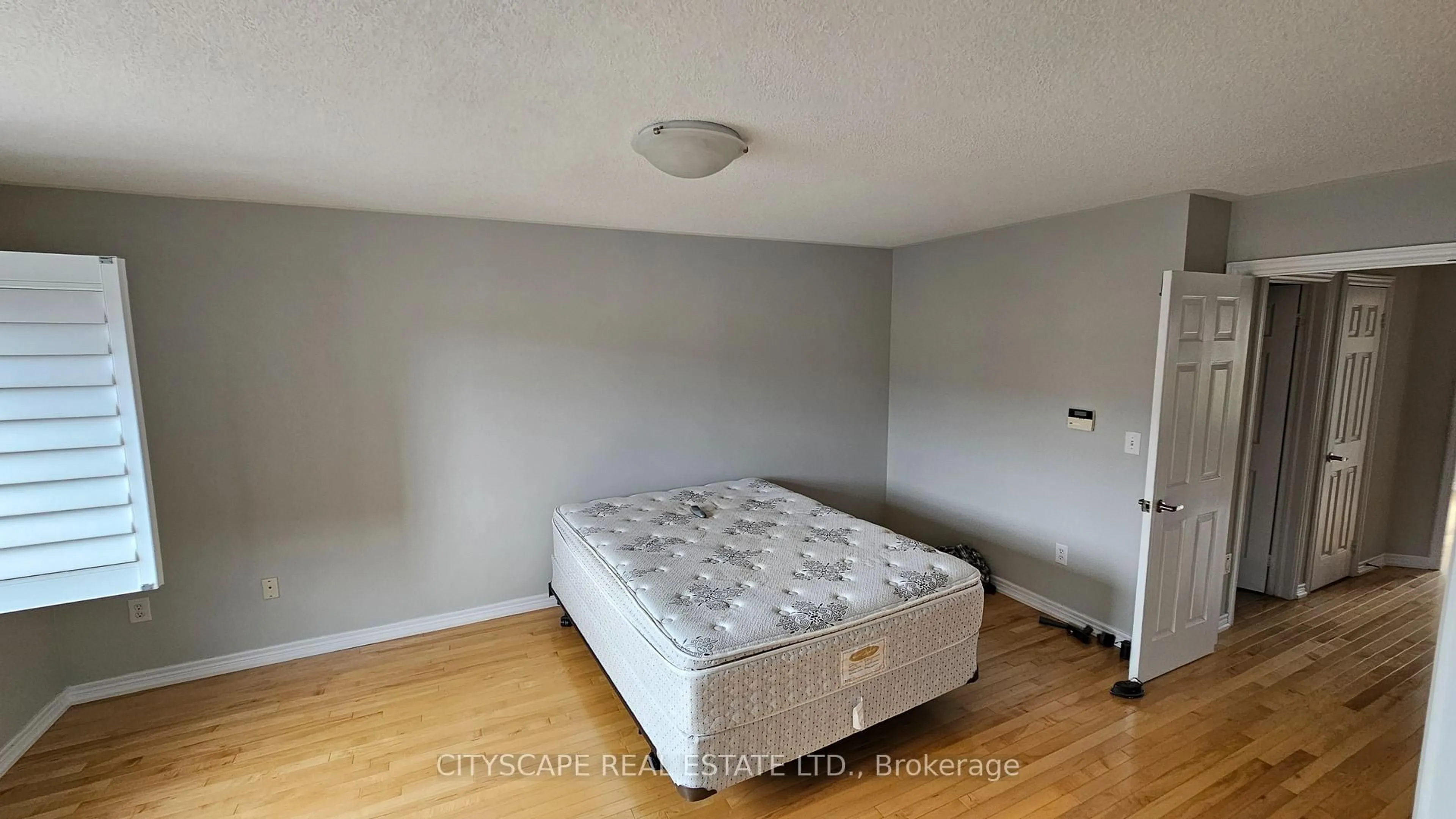 A pic of a room for 3740 Nightstar Dr, Mississauga Ontario L5M 7Z7