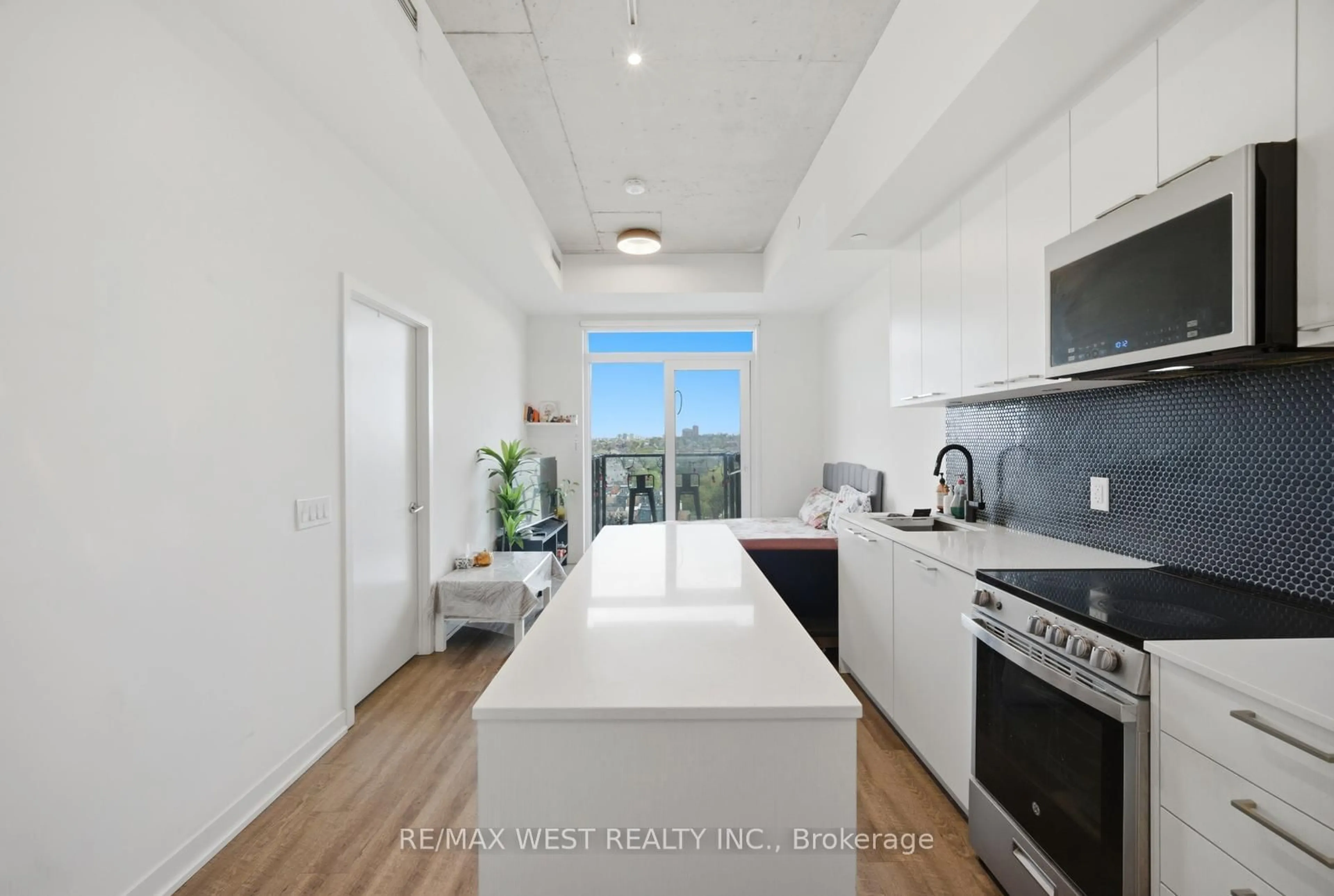 Standard kitchen, unknown for 1808 St. Clair Ave #801, Toronto Ontario M6N 1J5
