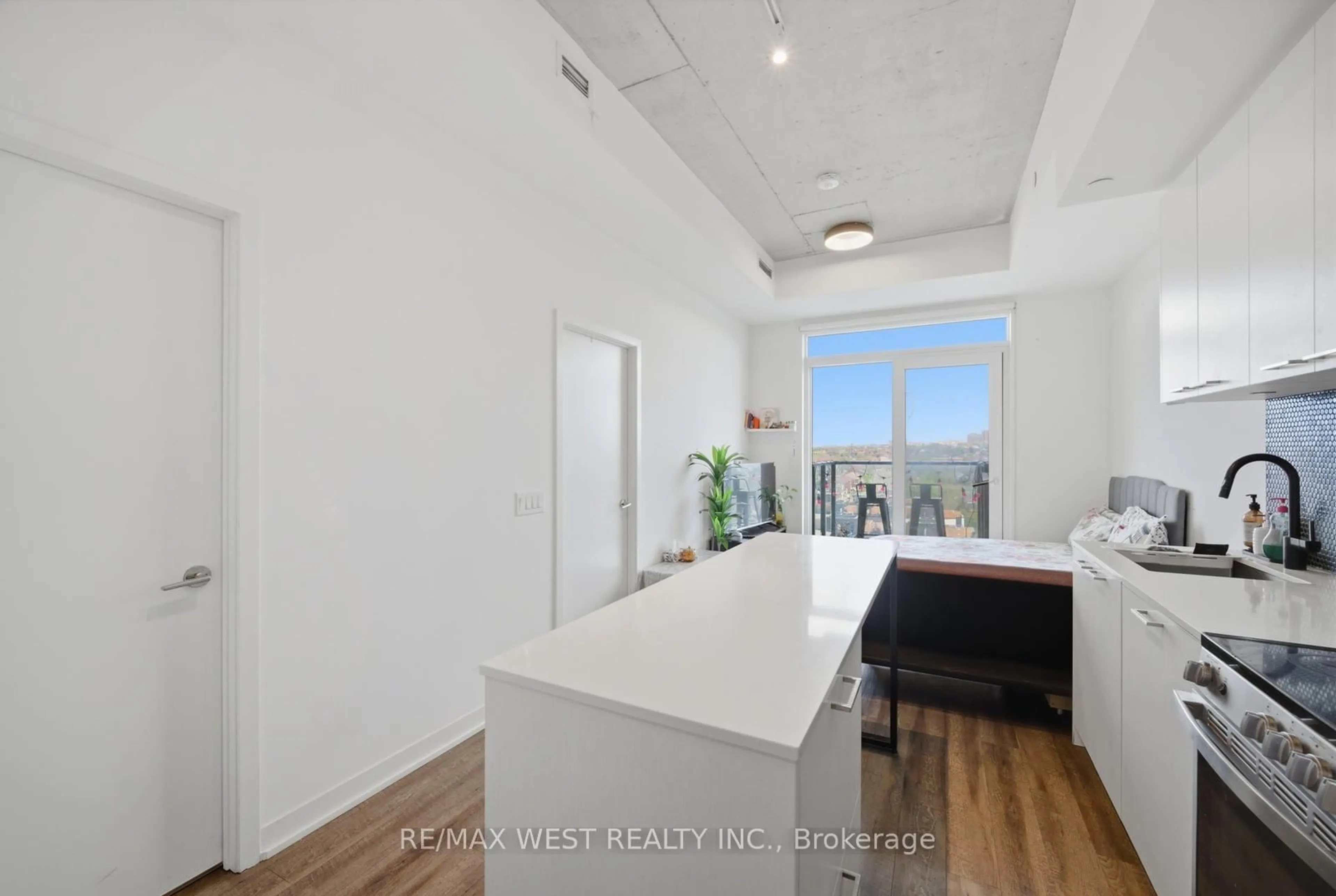 Kitchen with laundary machines, unknown for 1808 St. Clair Ave #801, Toronto Ontario M6N 1J5