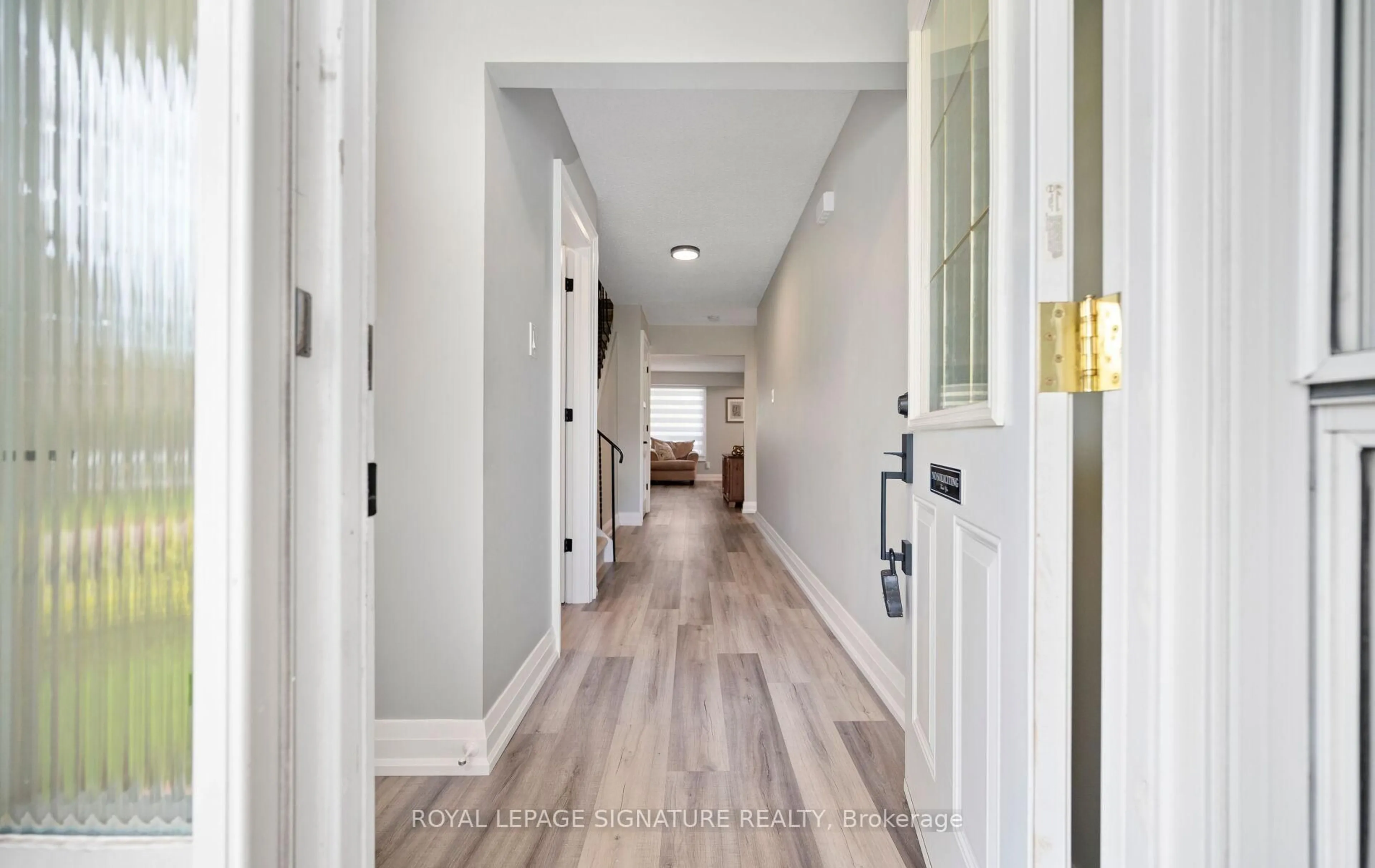 Indoor entryway for 5536 Montevideo Rd #51, Mississauga Ontario L5N 2P4