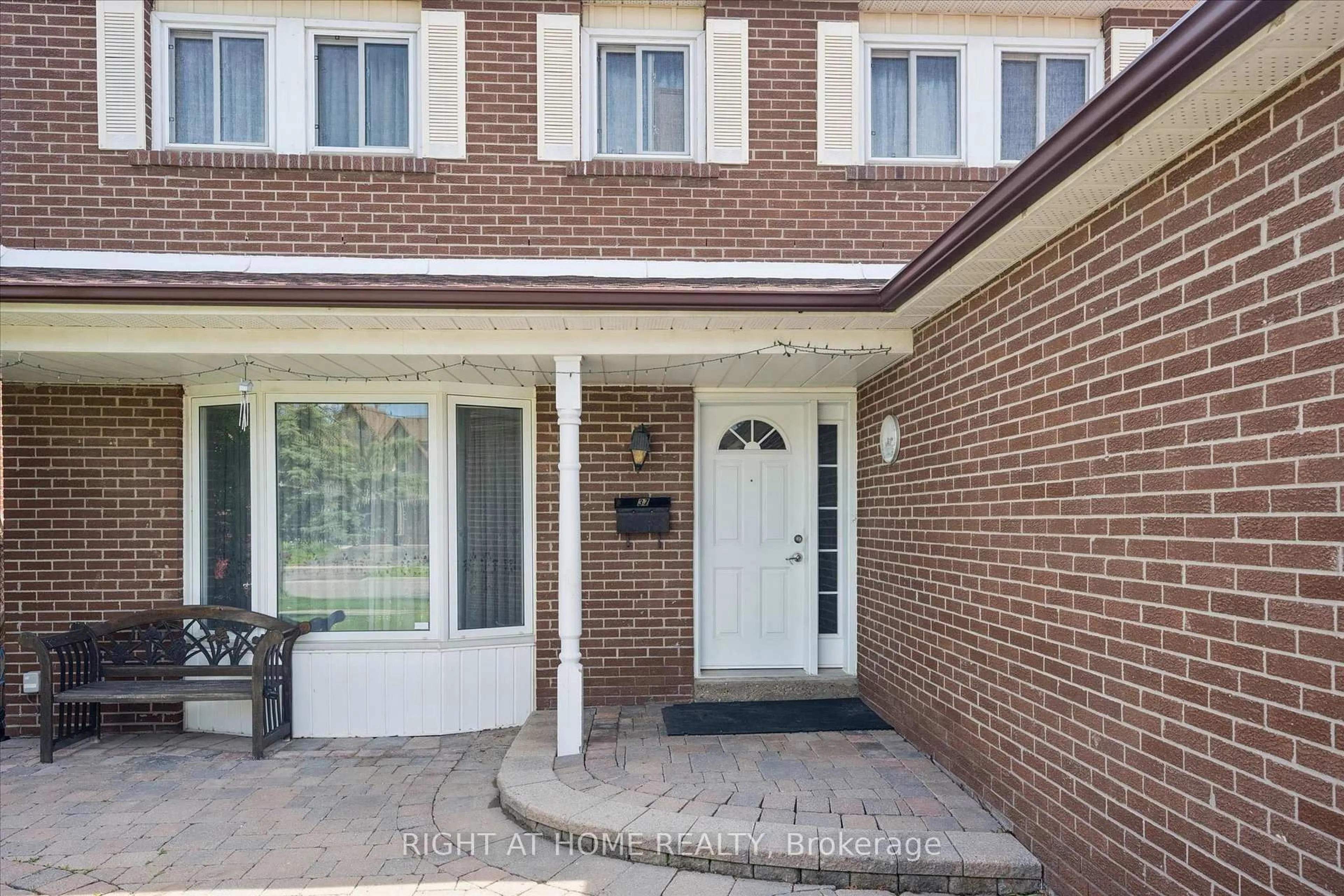 Home with brick exterior material, street for 37 Moffatt Ave, Brampton Ontario L6Y 2L6