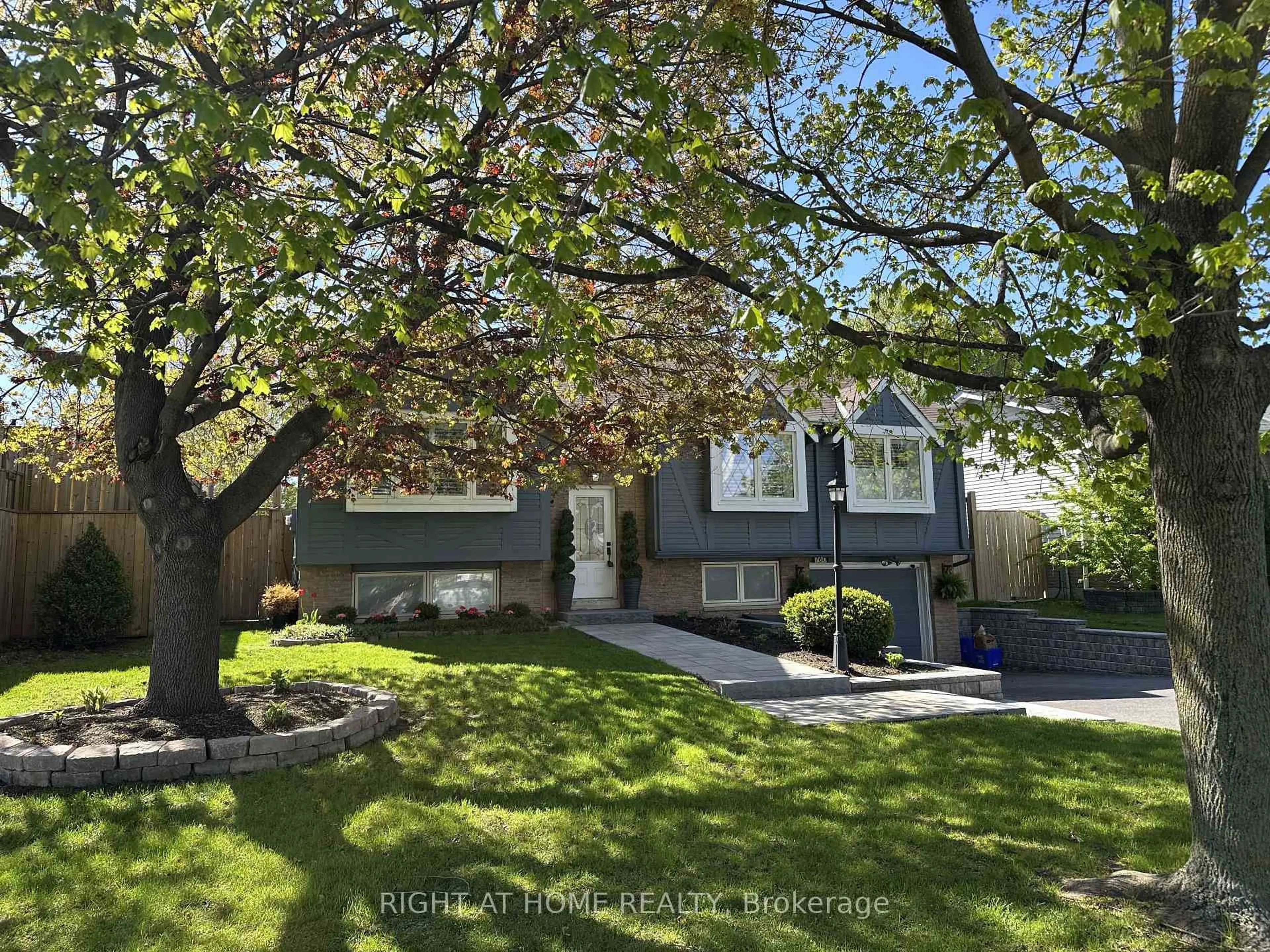 Unknown for 760 WILLOW Ave, Milton Ontario L9T 3E6