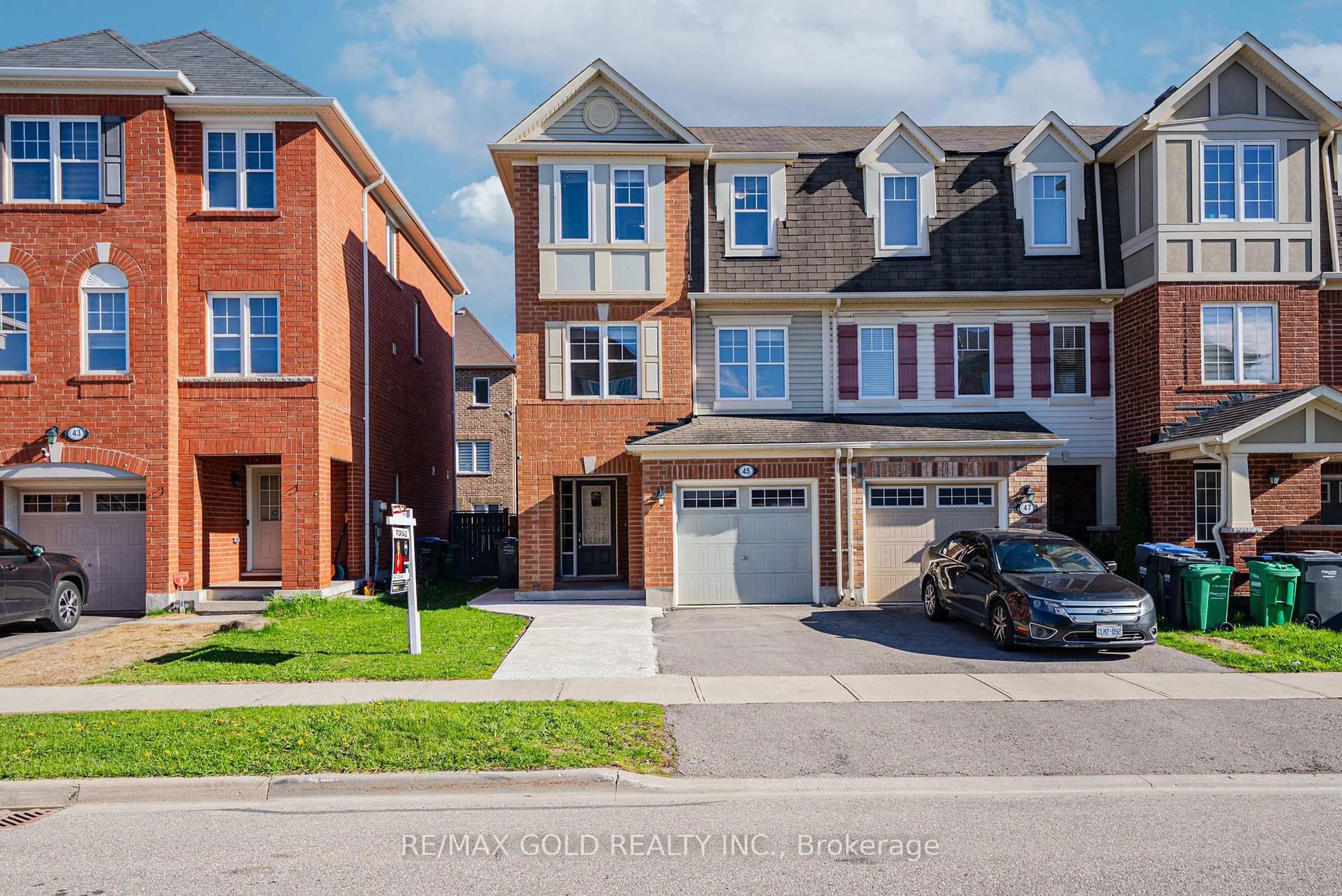 Home with brick exterior material, street for 45 Ariel Rd, Brampton Ontario L7A 3Z2