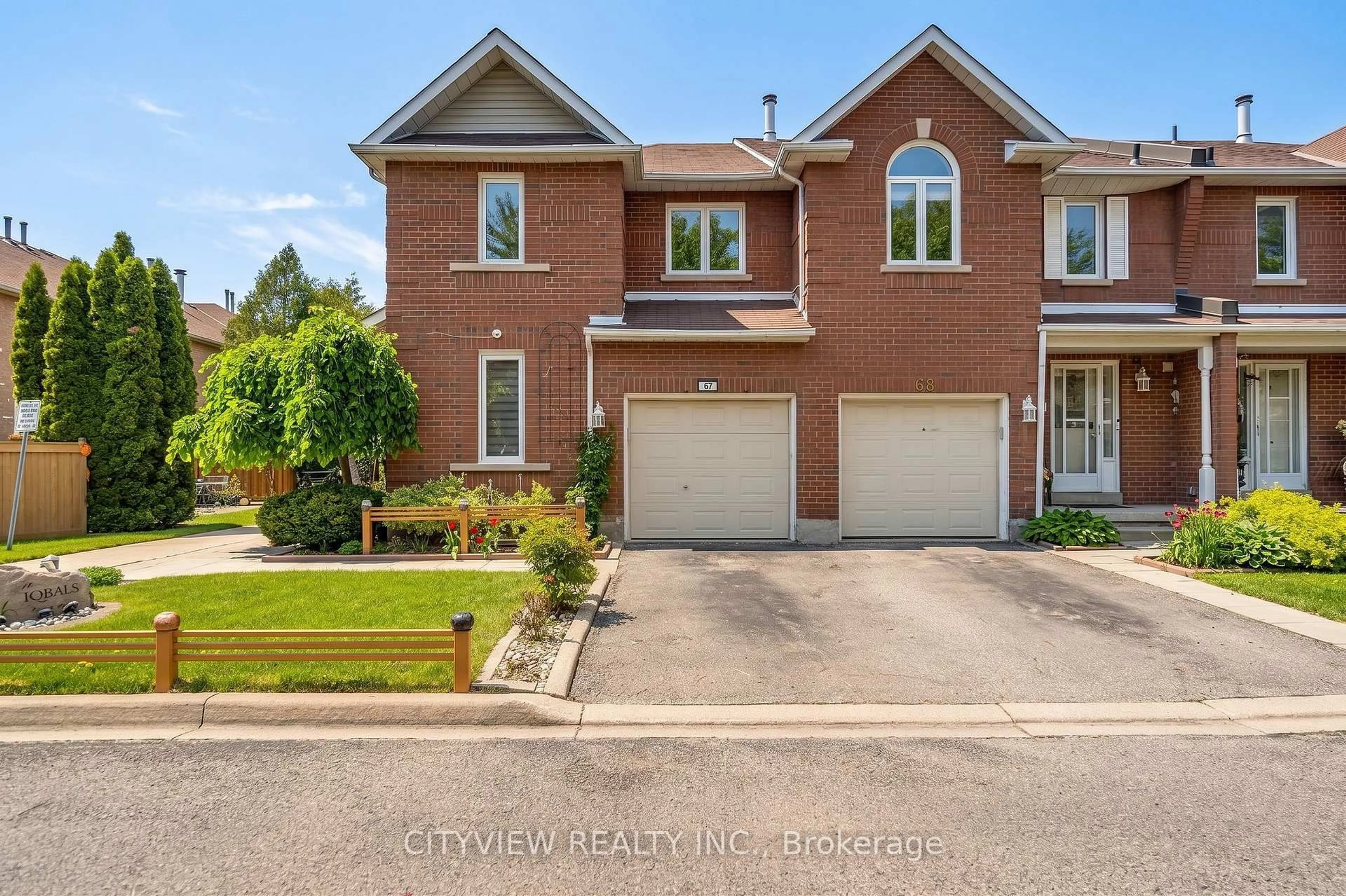 Home with brick exterior material, street for 6050 Bidwell Tr #67, Mississauga Ontario L5V 1V6