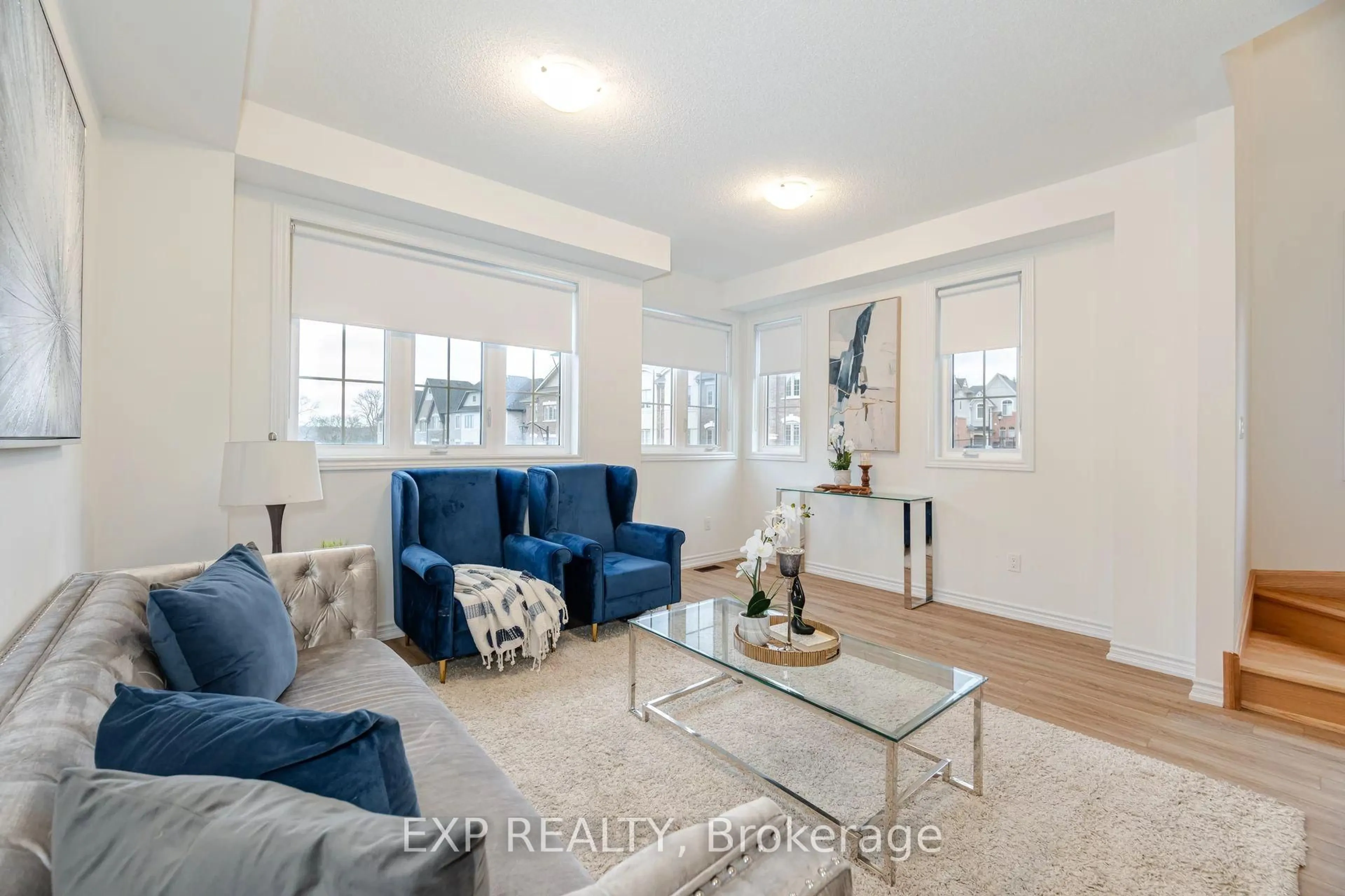 Living room with furniture, unknown for 68 First St #24, Orangeville Ontario L9W 2E4